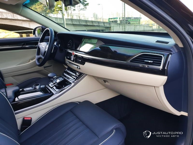 Автомобиль Genesis EQ900