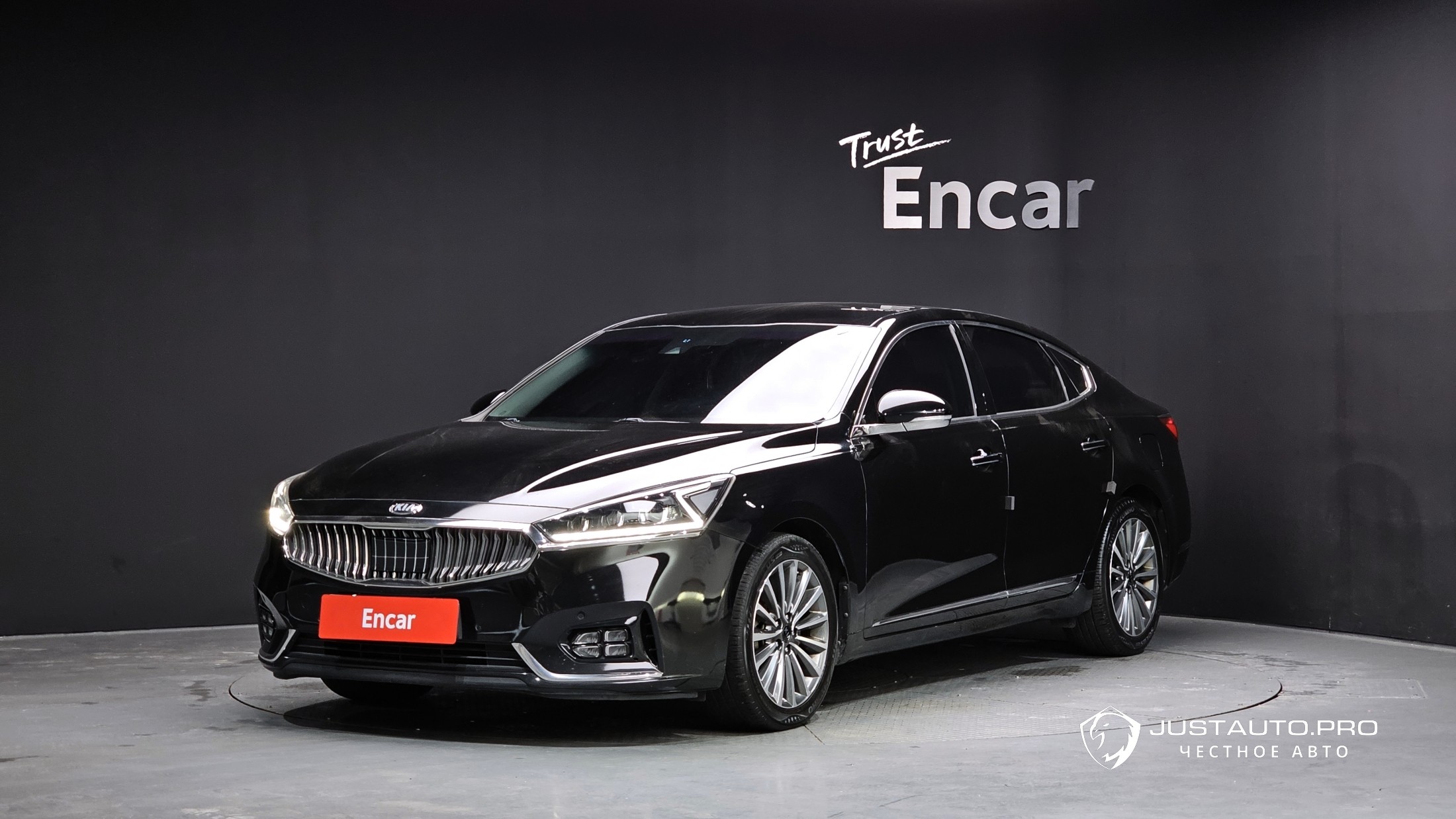 Автомобиль Kia K7