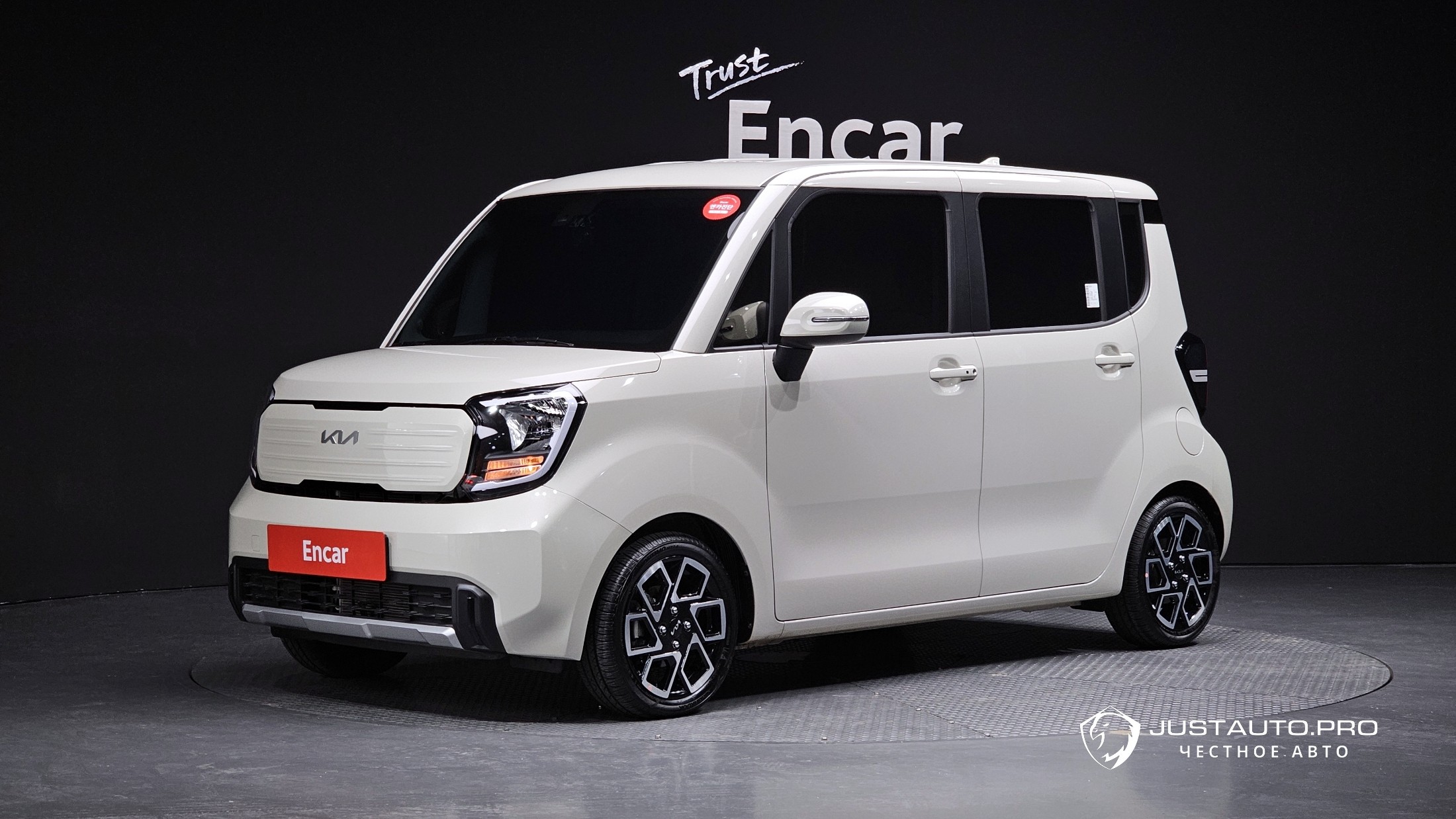 Автомобиль Kia RAY