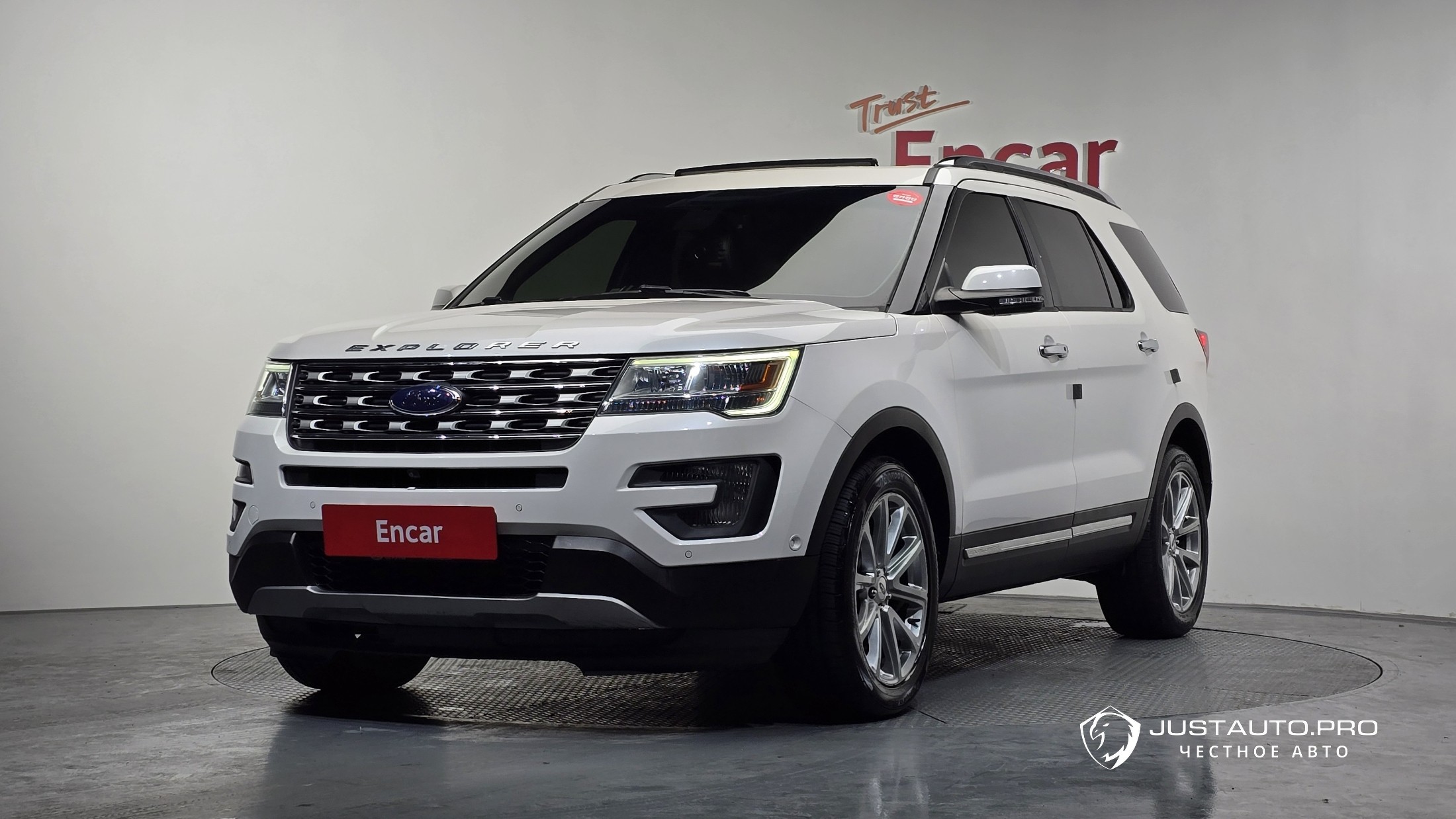 Автомобиль Ford Explorer