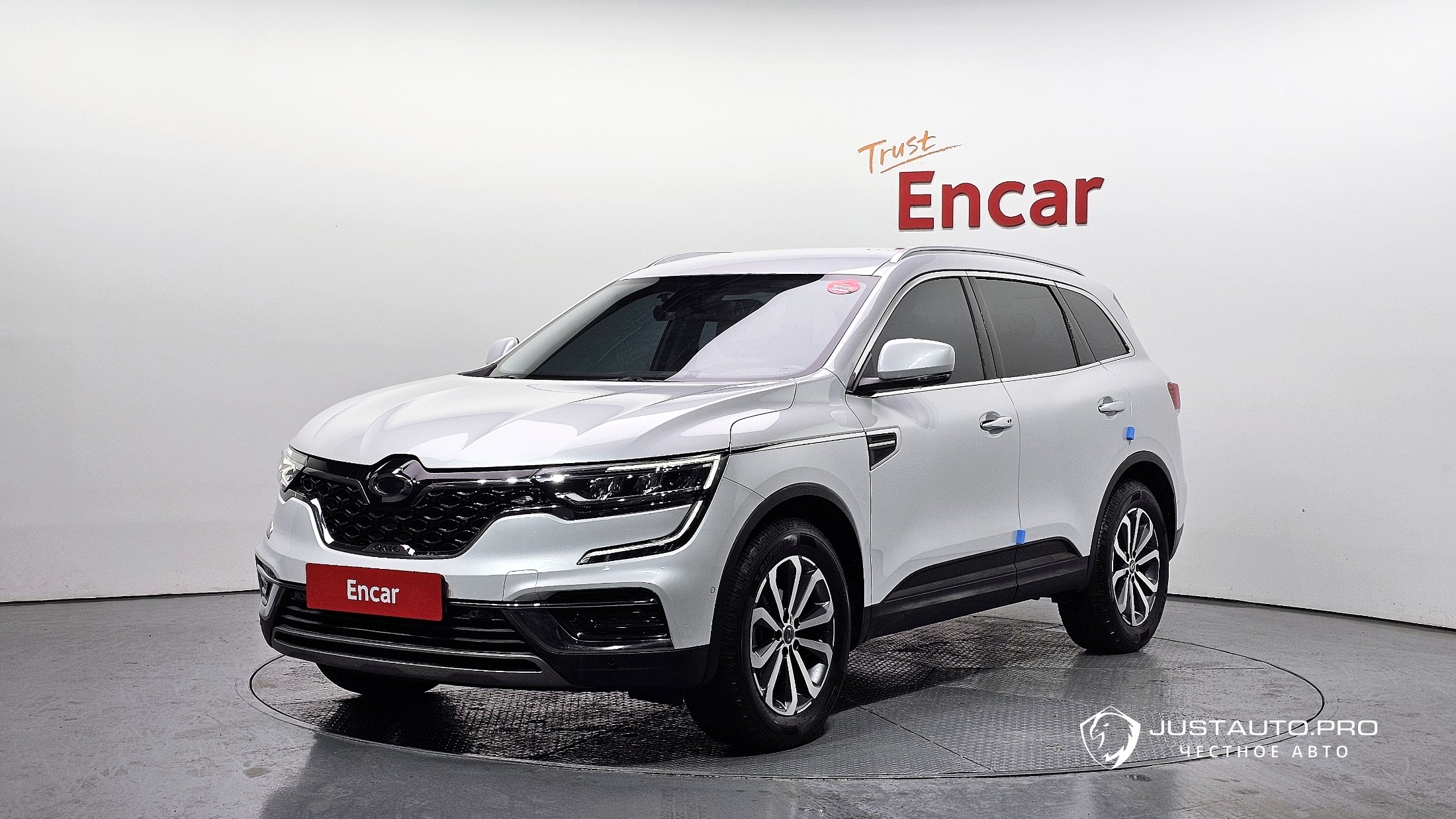 Автомобиль Renault-KoreaSamsung QM6