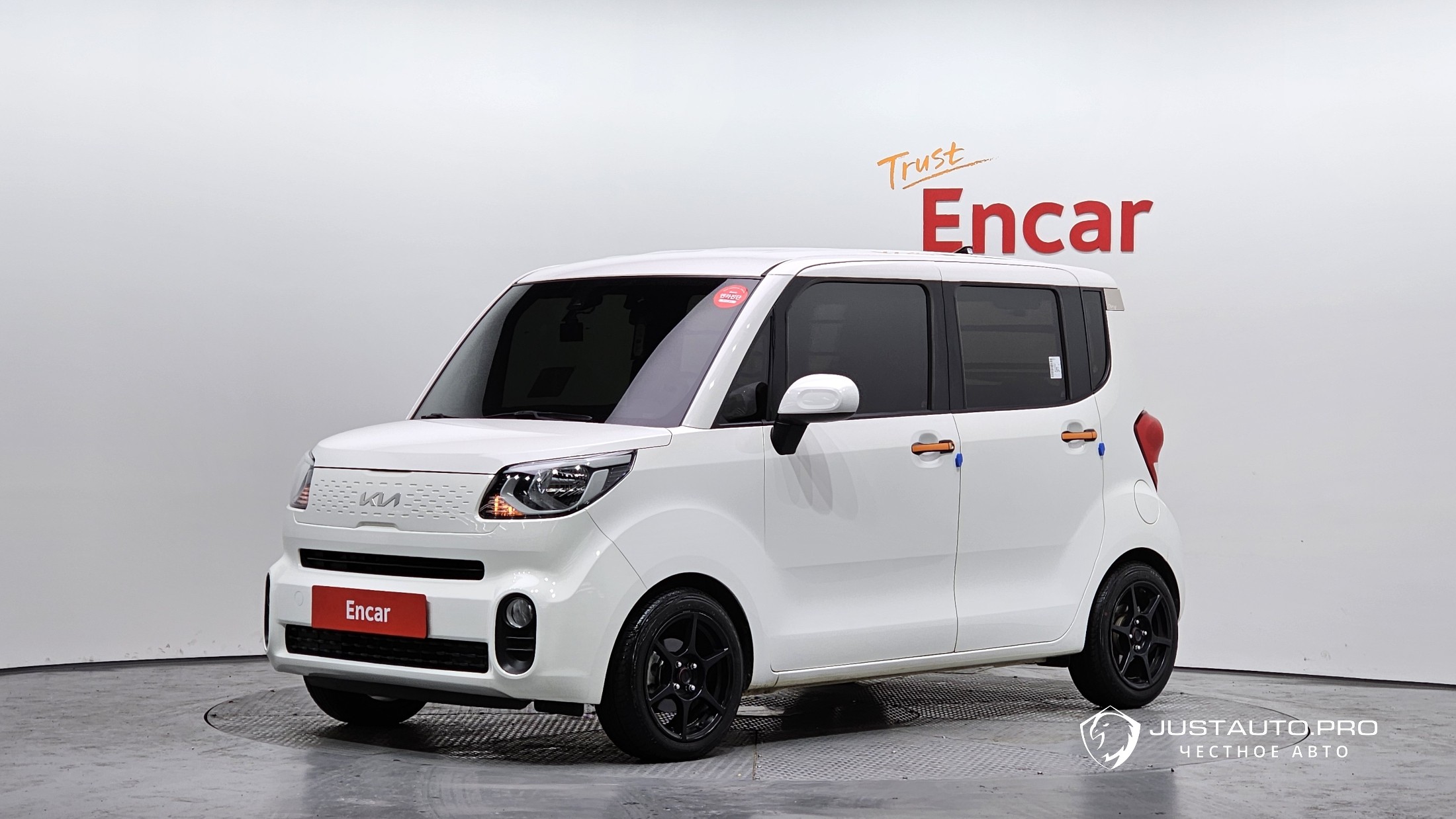 Автомобиль Kia RAY