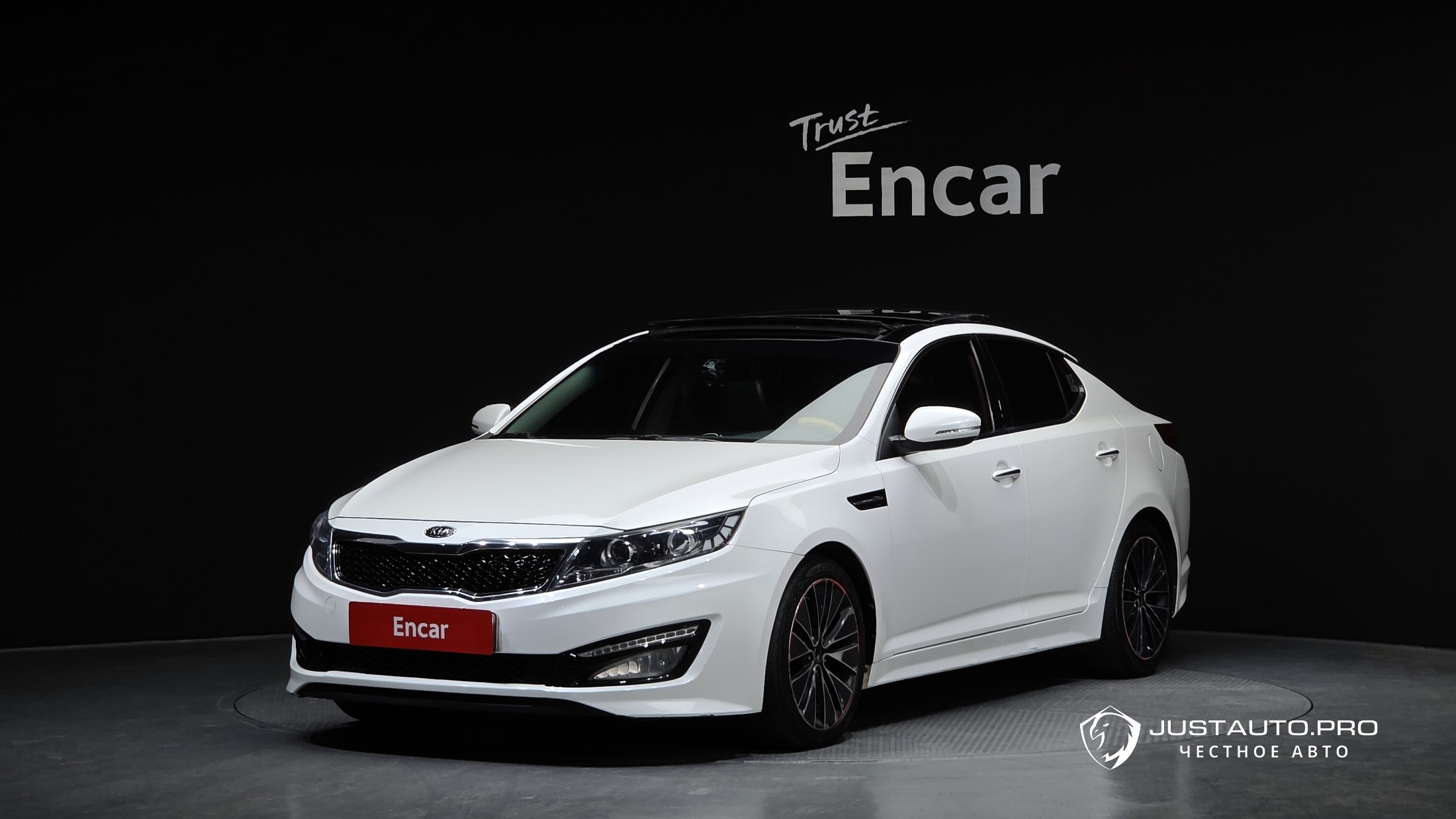 Автомобиль Kia K5