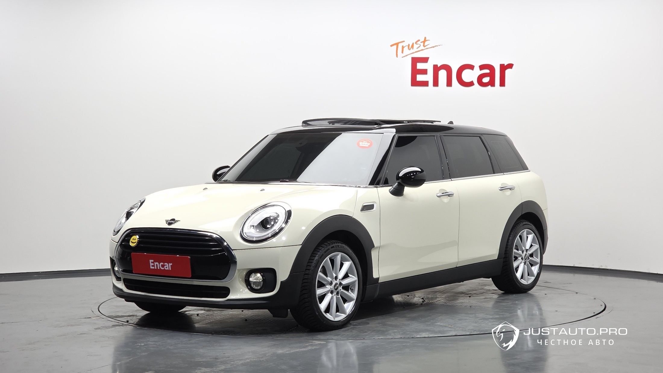 Автомобиль Mini Clubman