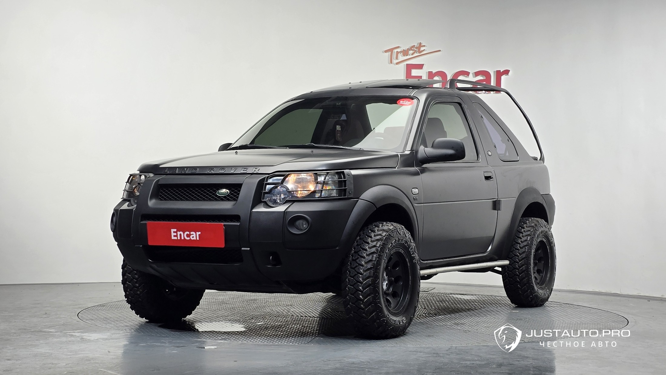 Автомобиль Land Rover Freelander