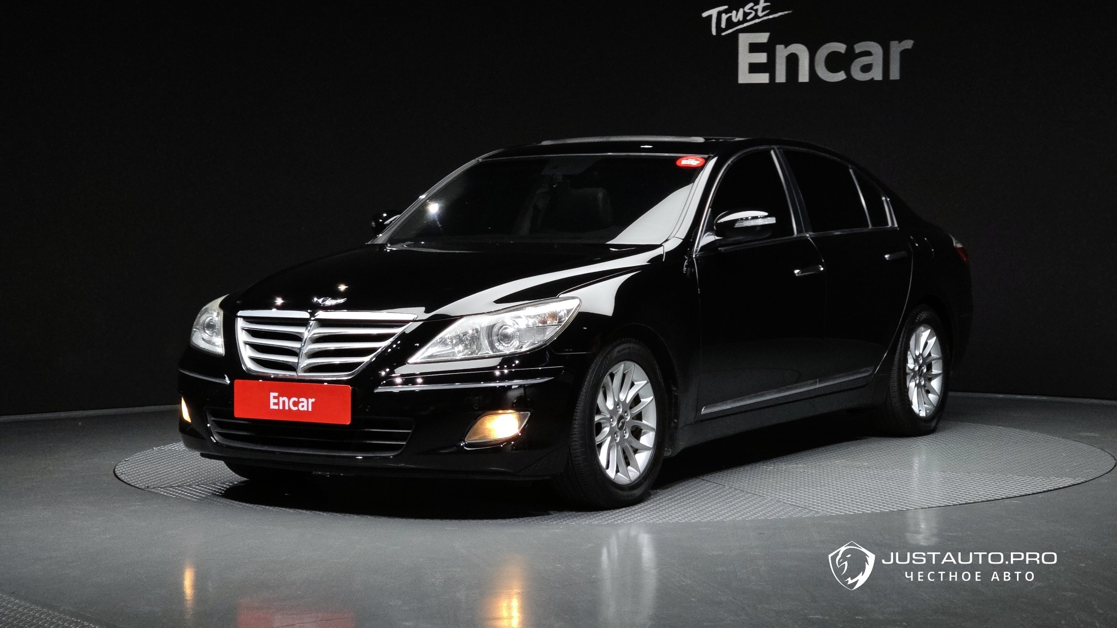 Автомобиль Hyundai Genesis