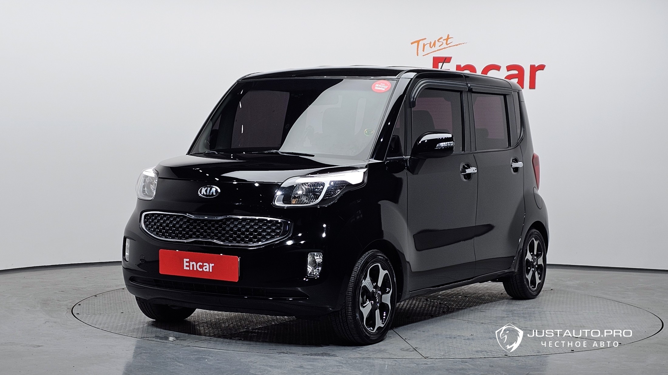 Автомобиль Kia RAY