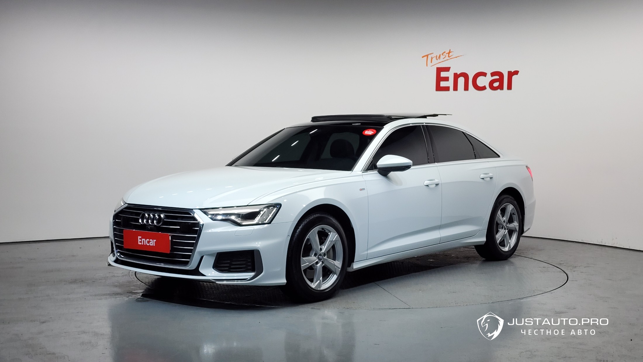 Автомобиль Audi A6