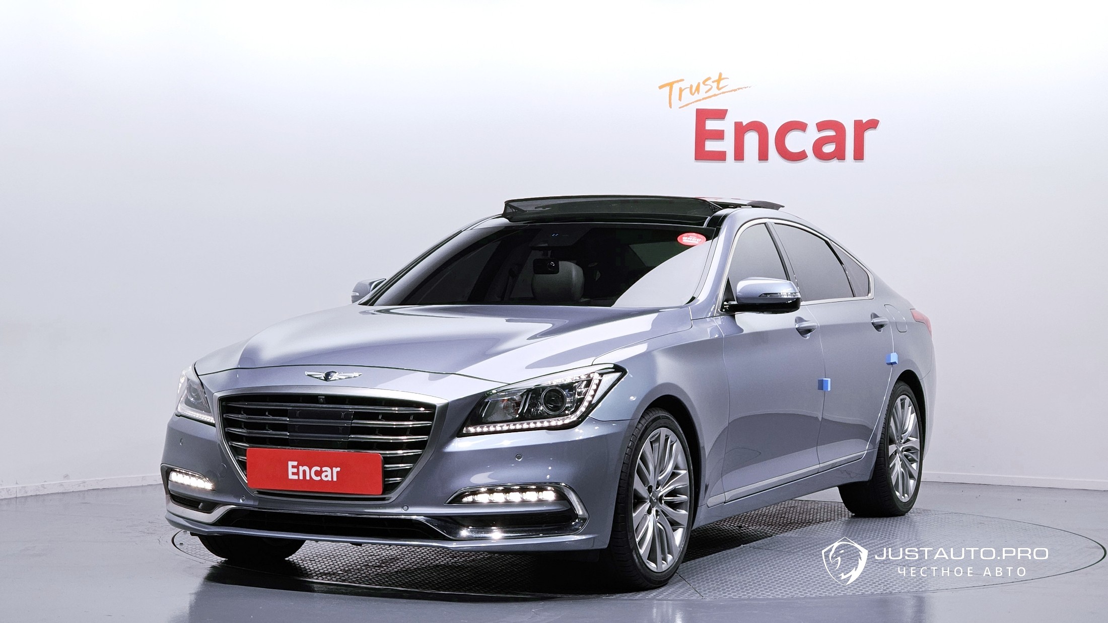 Автомобиль Genesis G80