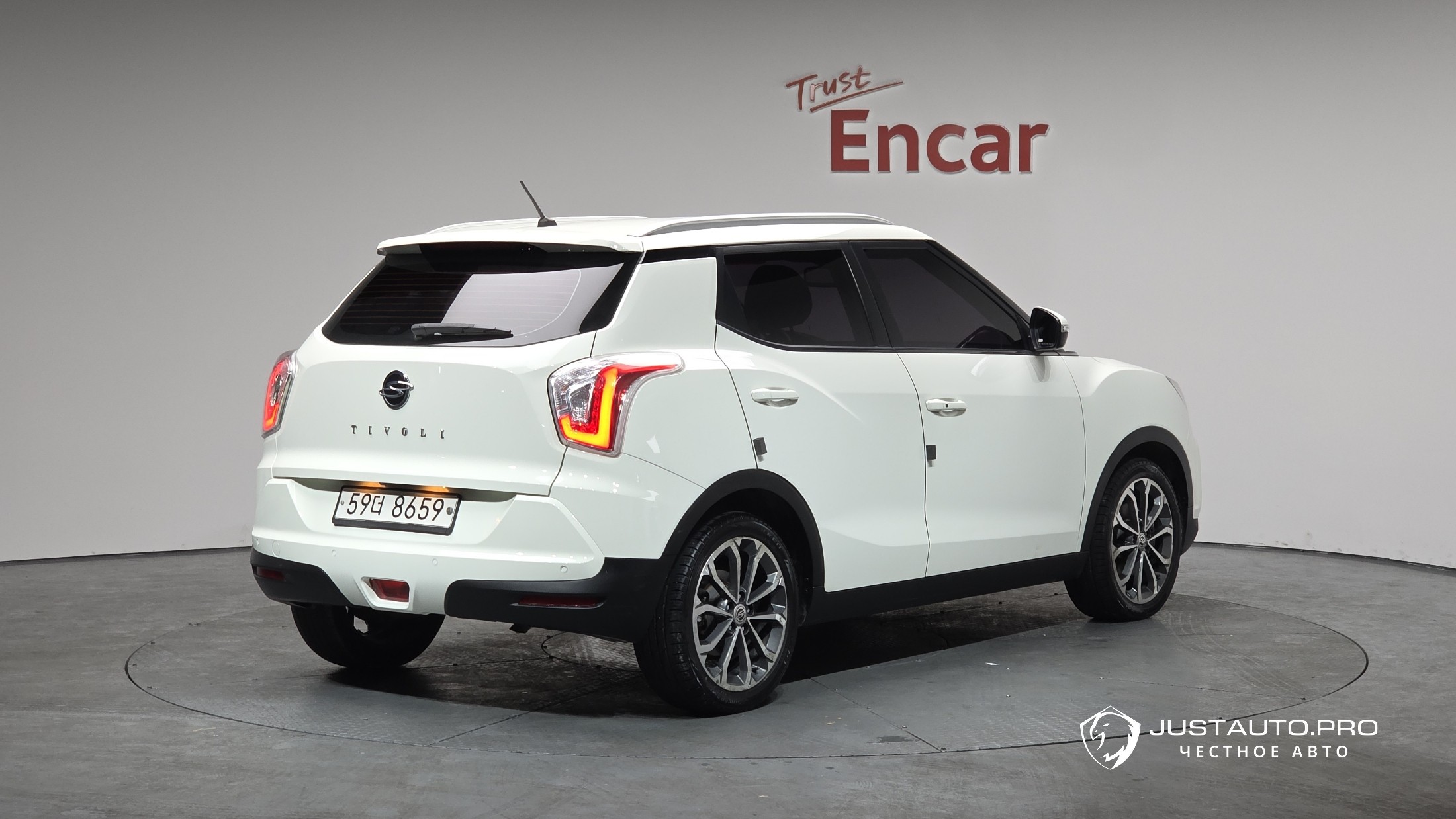 Автомобиль KG_Mobility_Ssangyong TIBOLI