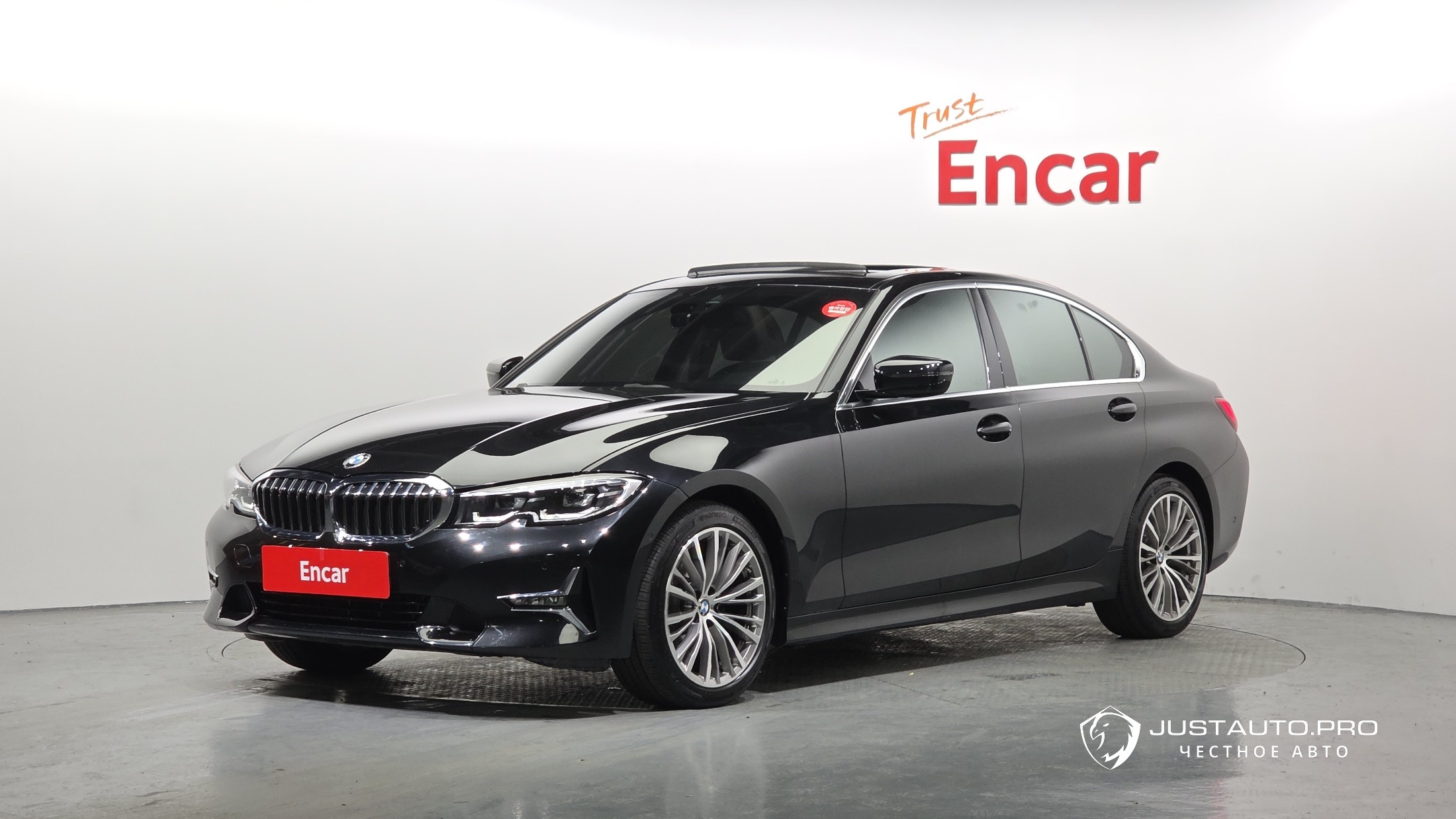 Автомобиль BMW 3-Series