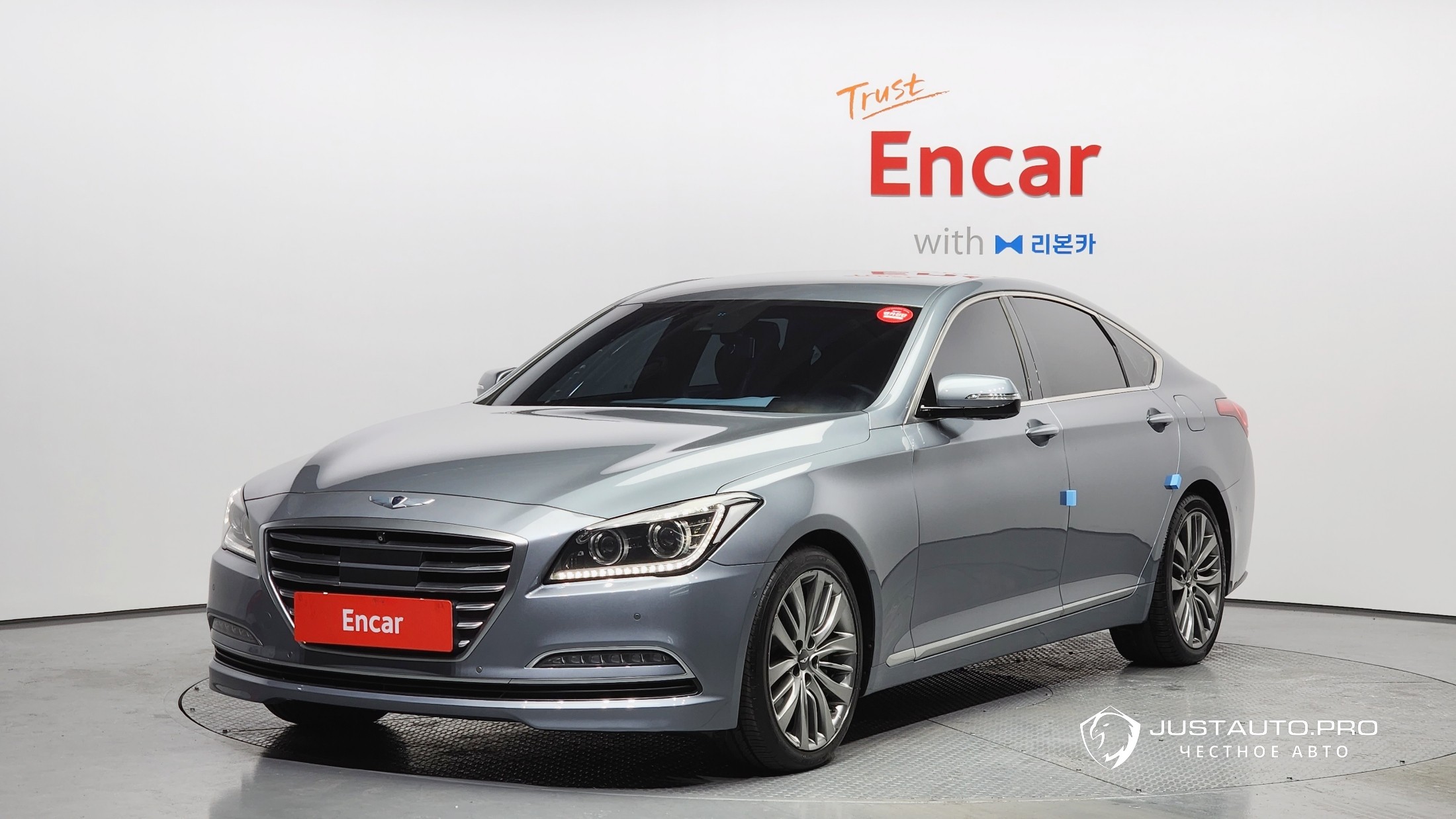 Автомобиль Hyundai Genesis