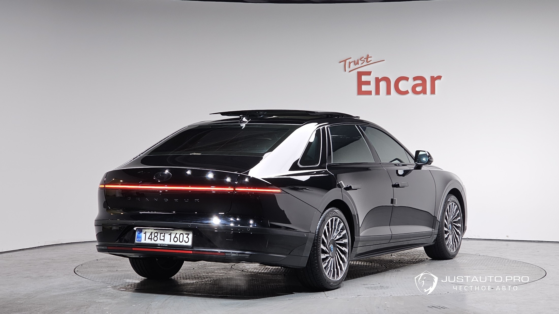 Автомобиль Hyundai Grandeur