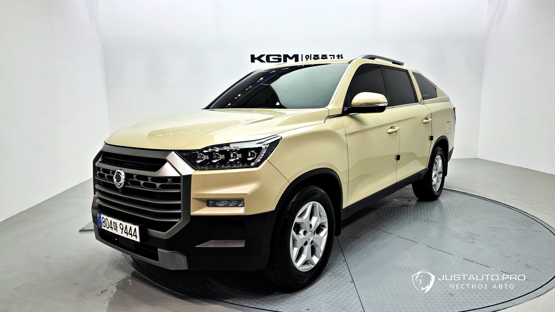 Автомобиль KG_Mobility_Ssangyong Rexton