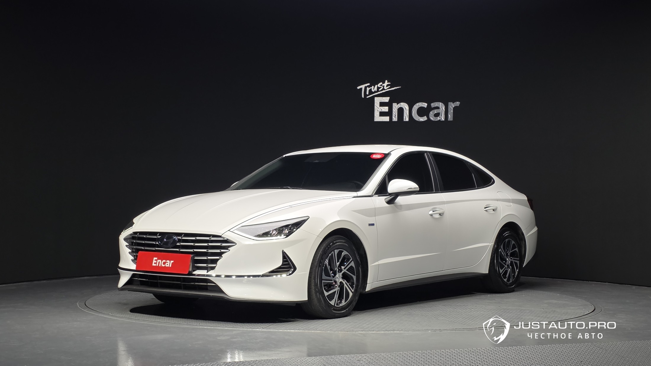 Автомобиль Hyundai Sonata