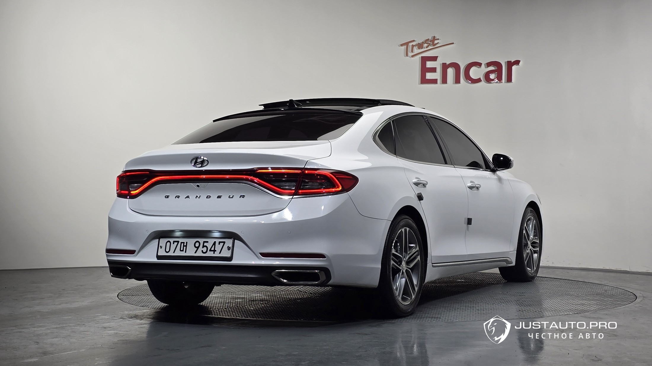 Автомобиль Hyundai Grandeur