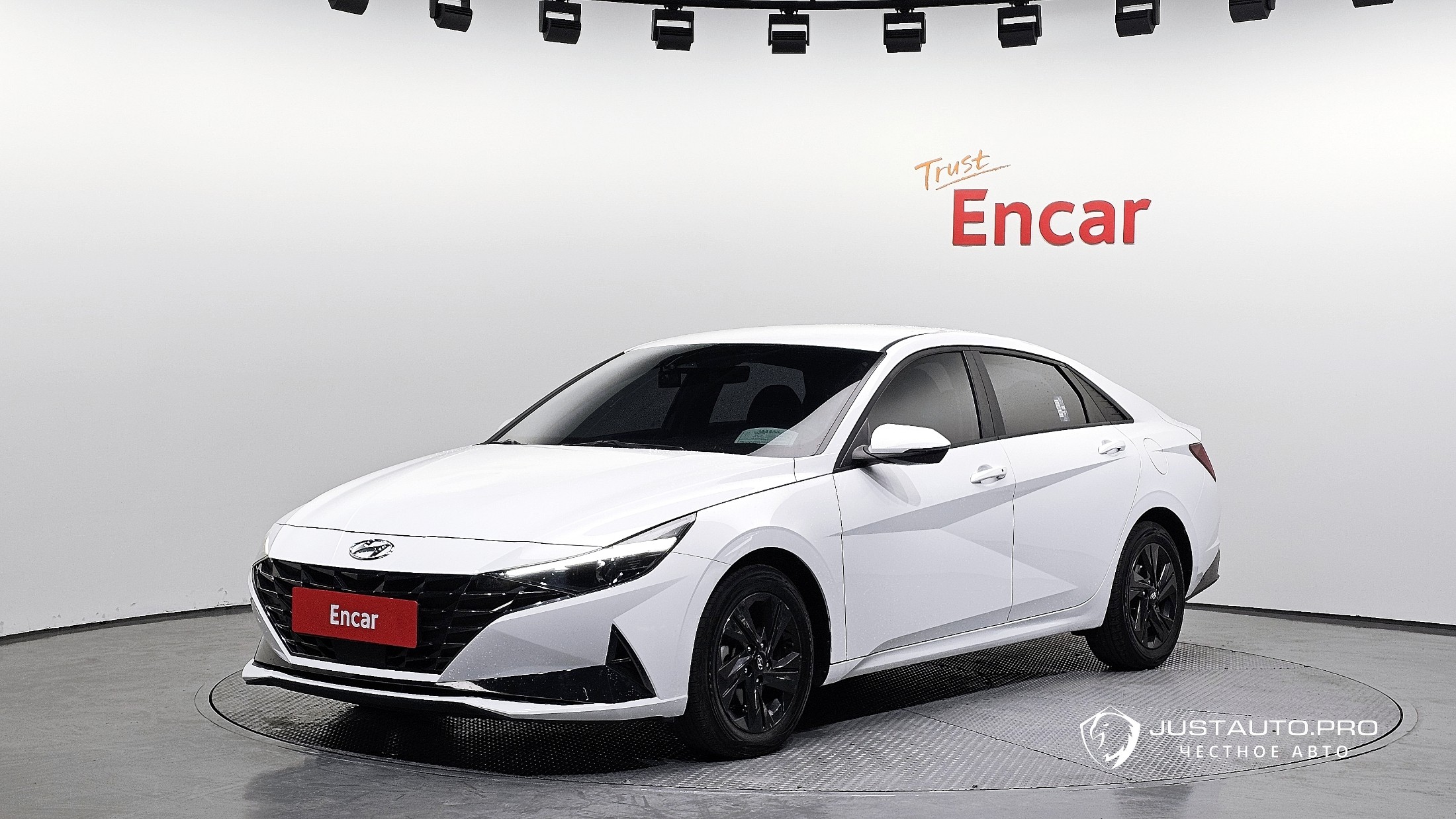 Автомобиль Hyundai AVANTE