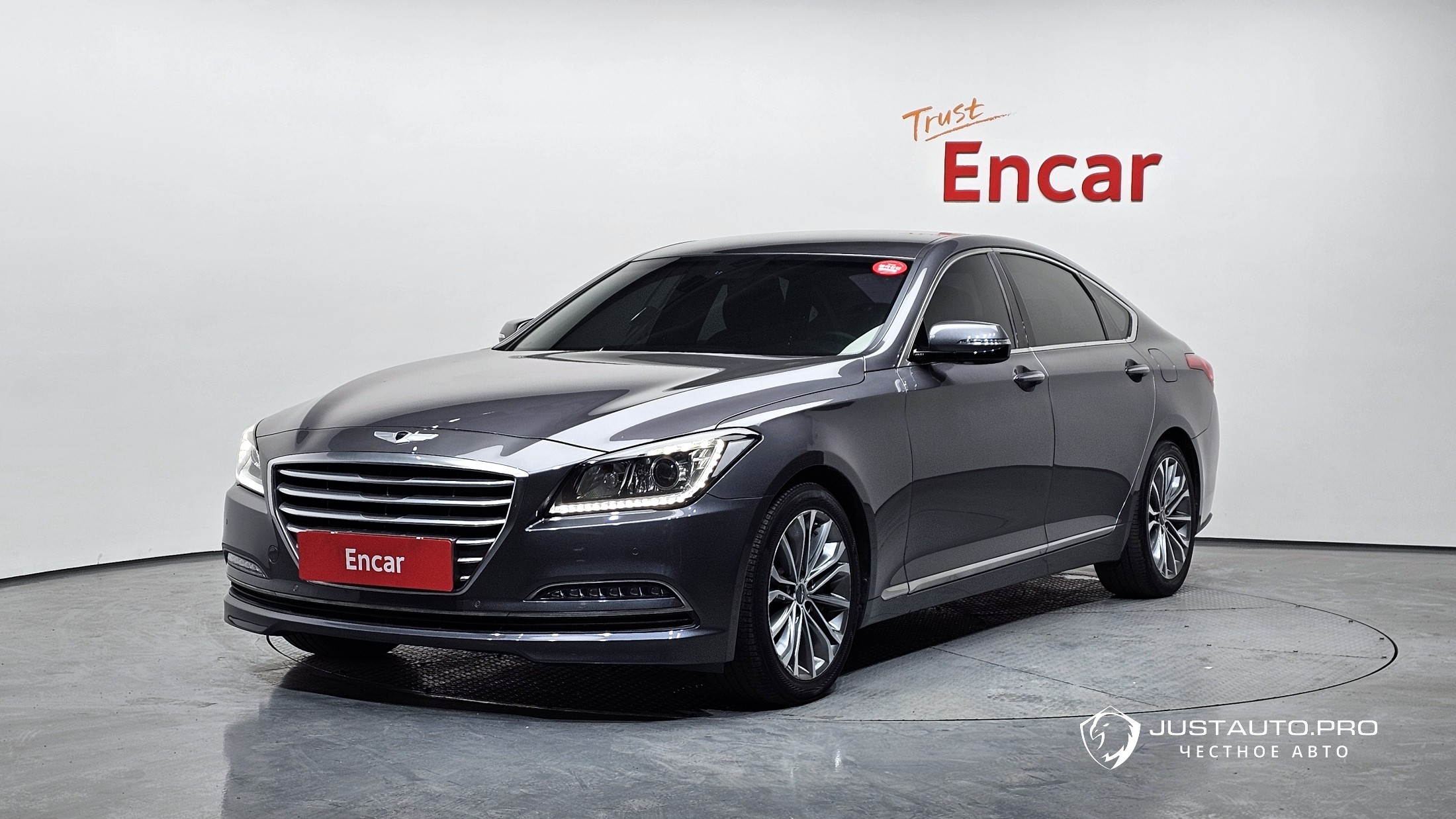 Автомобиль Hyundai Genesis