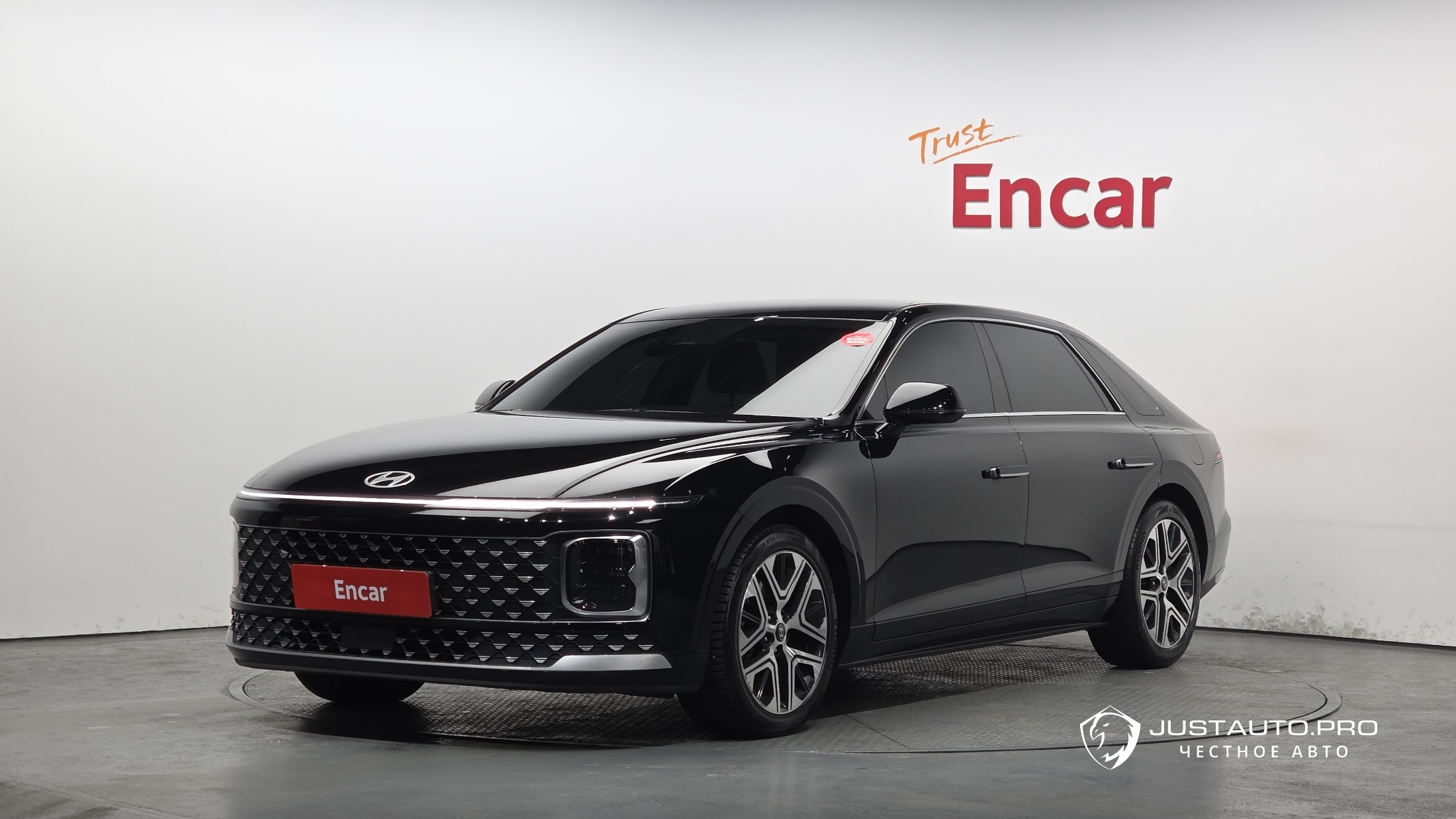 Автомобиль Hyundai Grandeur