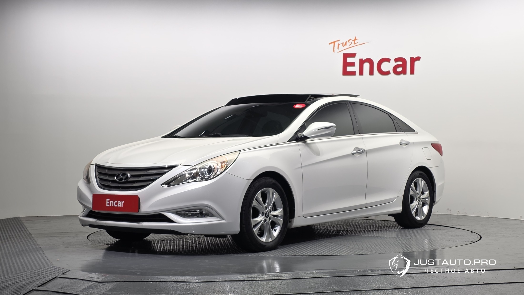 Автомобиль Hyundai Sonata