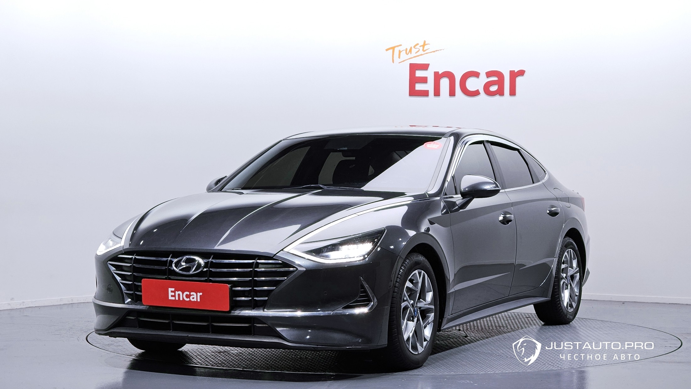 Автомобиль Hyundai Sonata