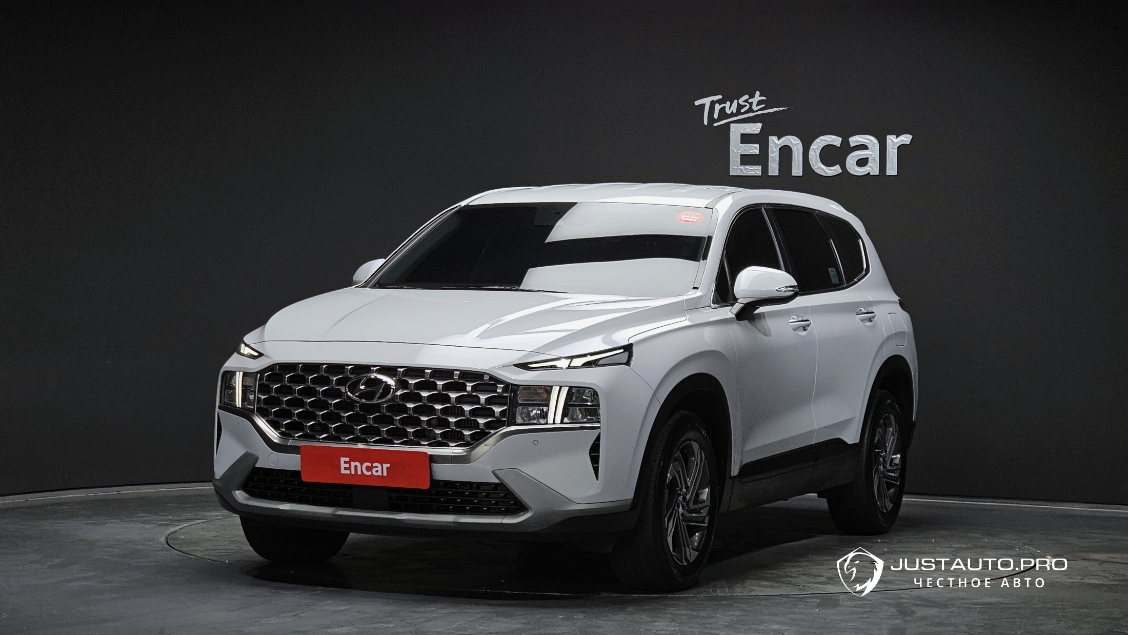 Автомобиль Hyundai Santafe