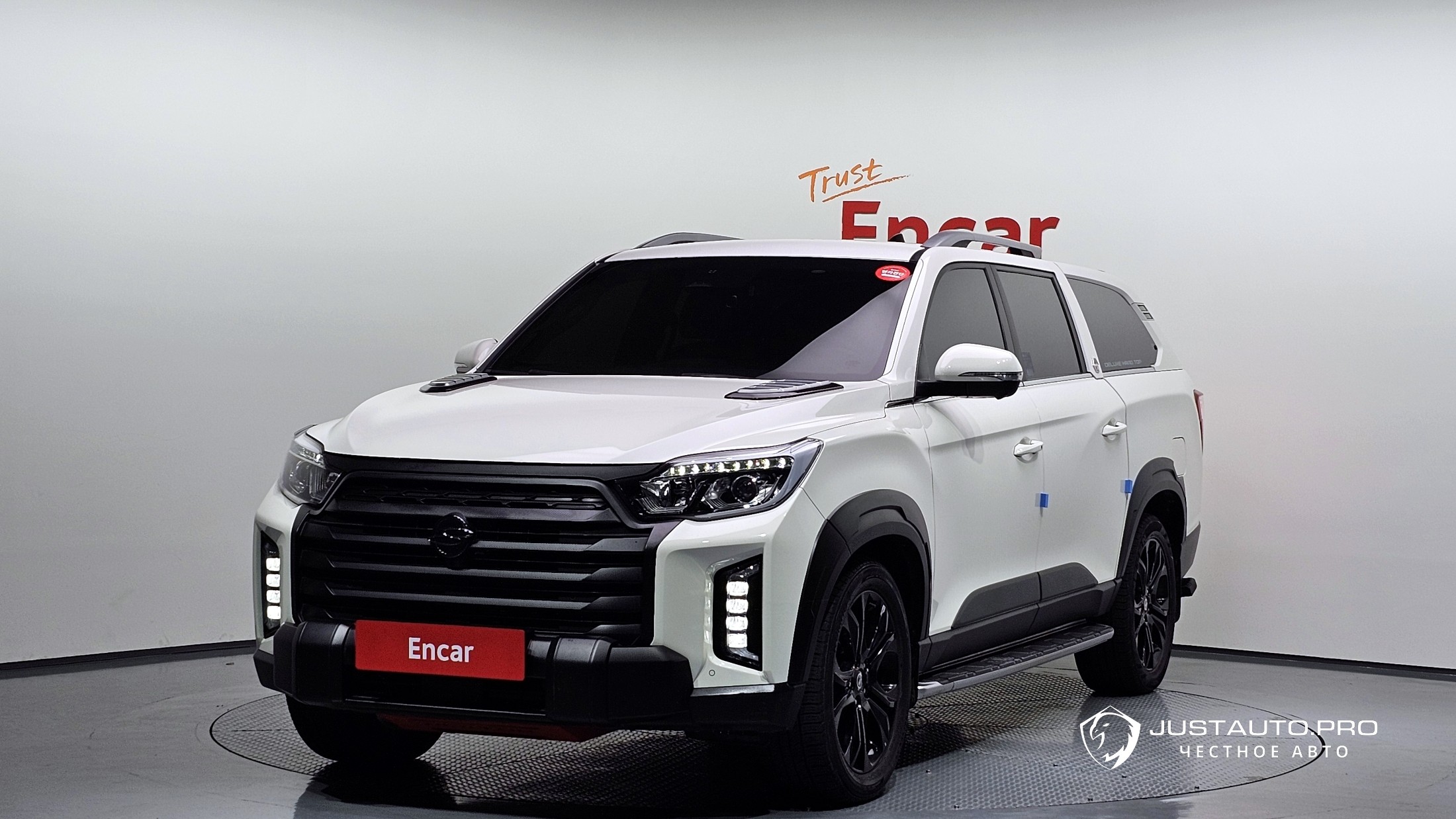 Автомобиль KG_Mobility_Ssangyong Rexton