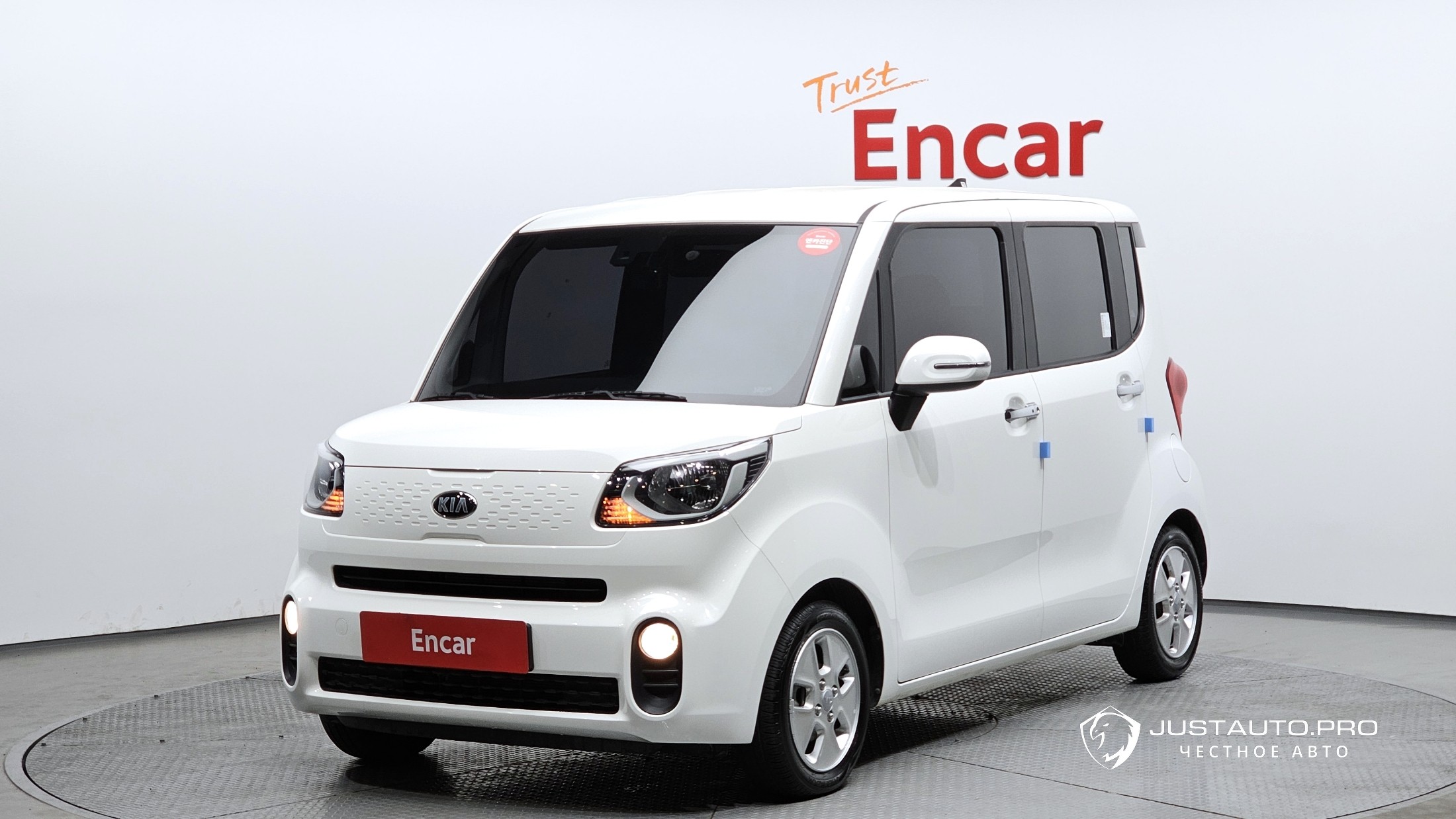 Автомобиль Kia RAY