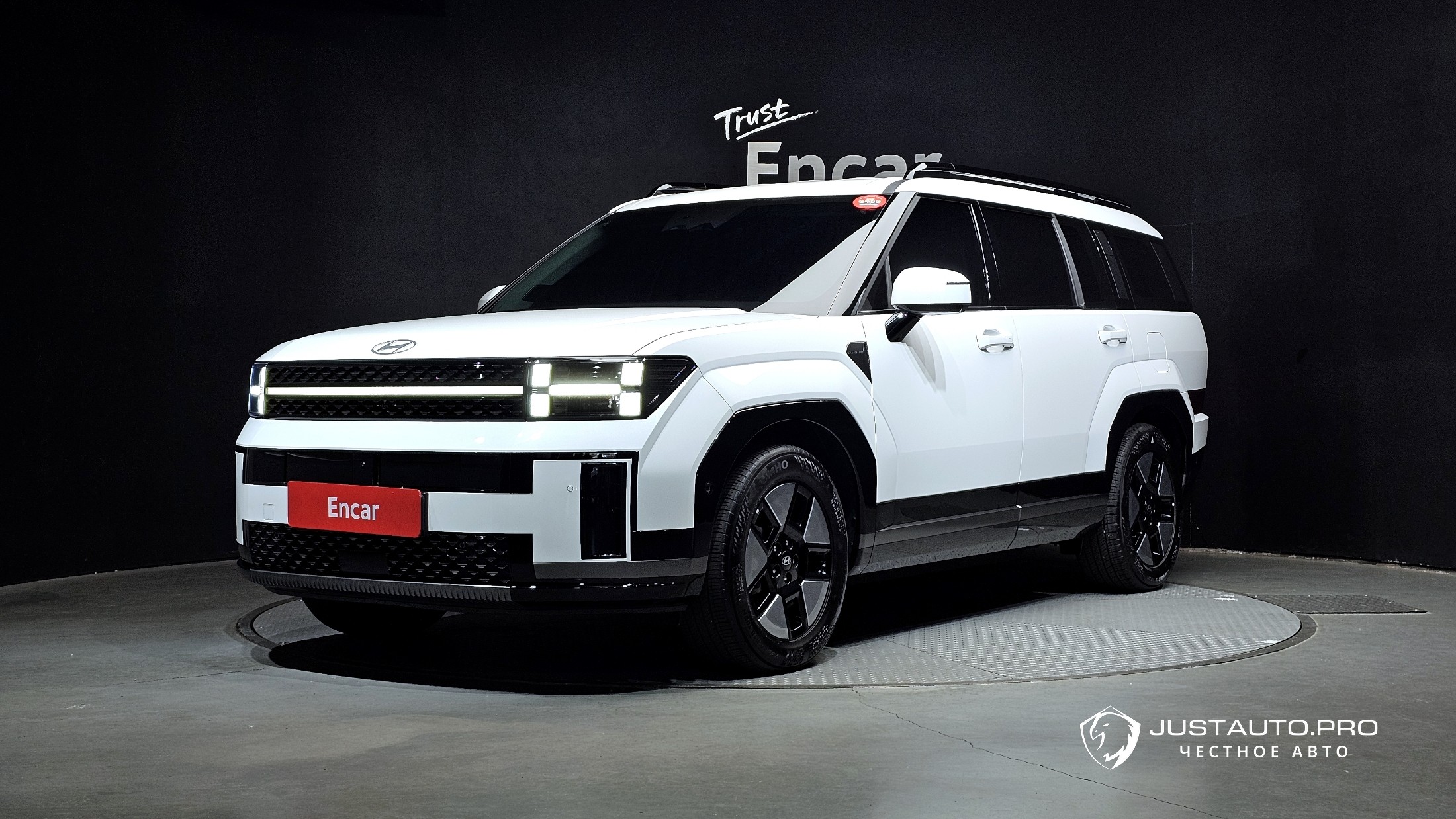 Автомобиль Hyundai Santafe