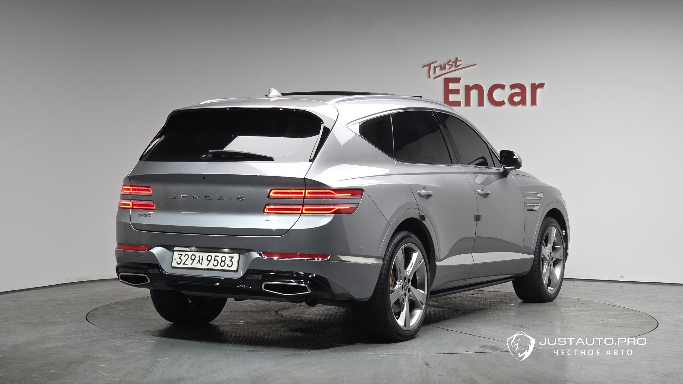 Автомобиль Genesis GV80