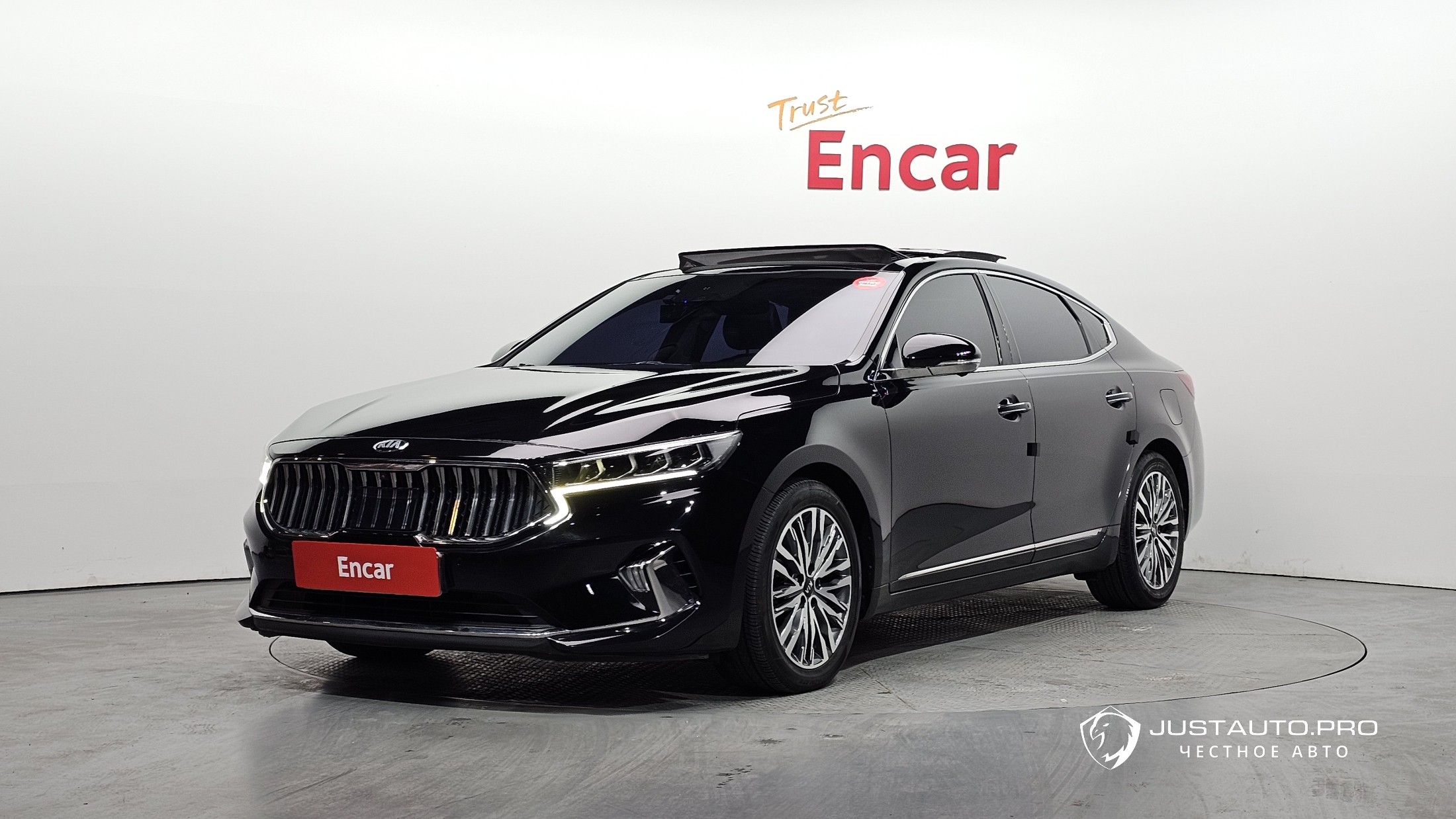 Автомобиль Kia K7