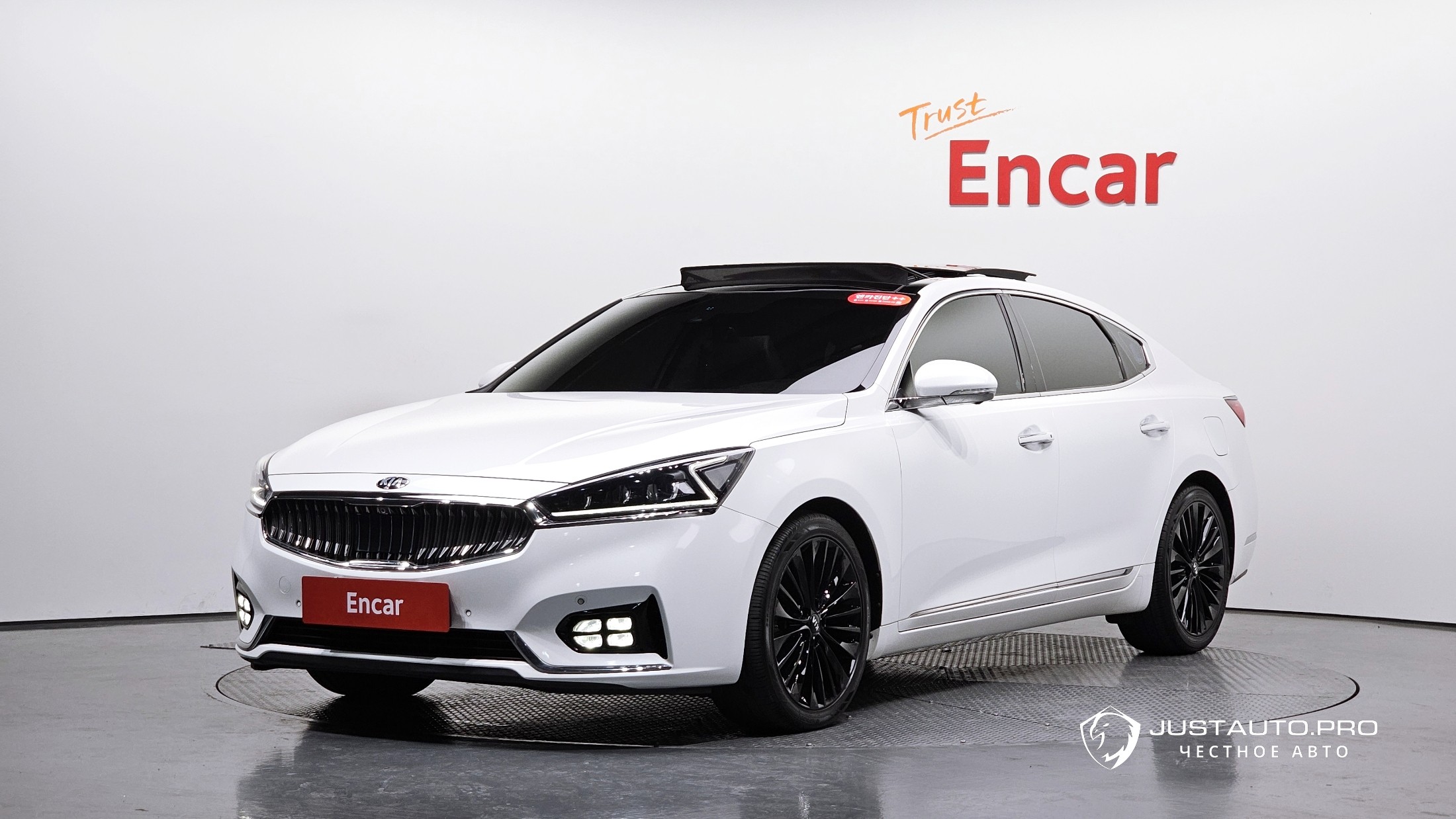 Автомобиль Kia K7