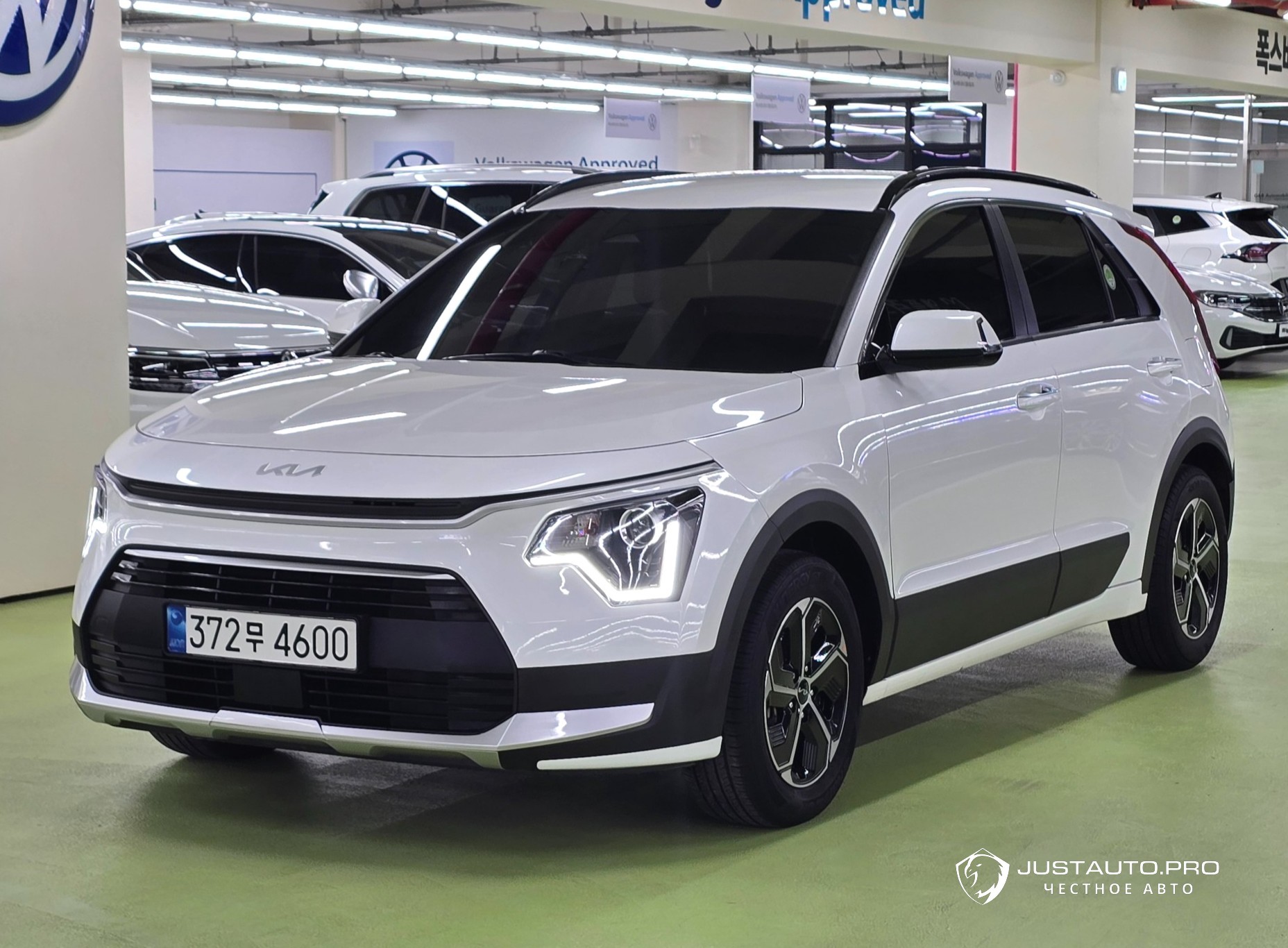 Автомобиль Kia Niro