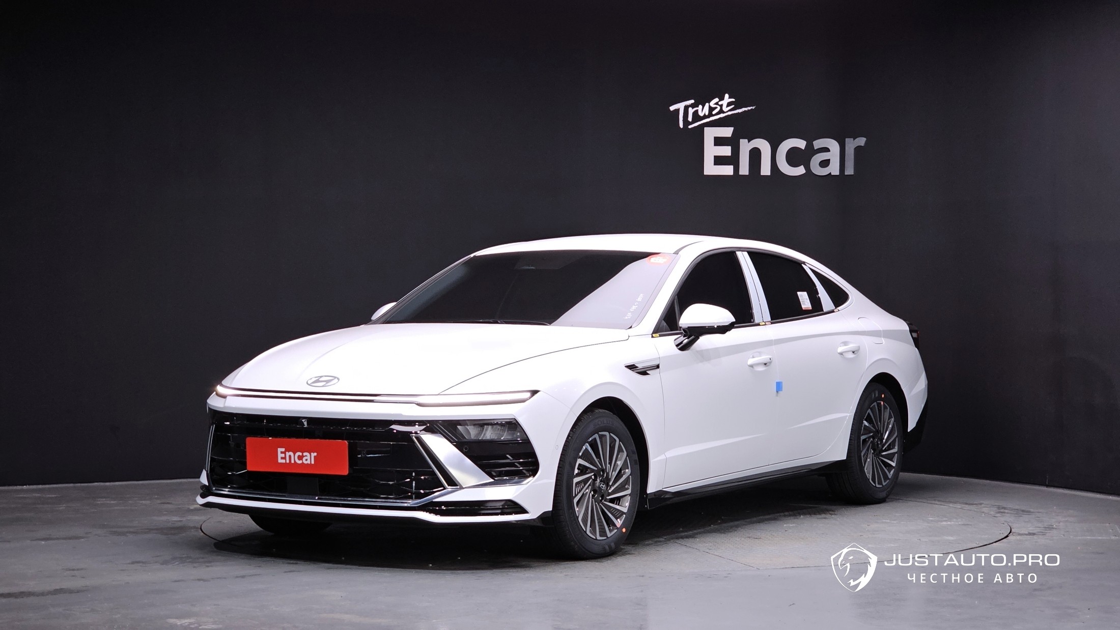 Автомобиль Hyundai Sonata