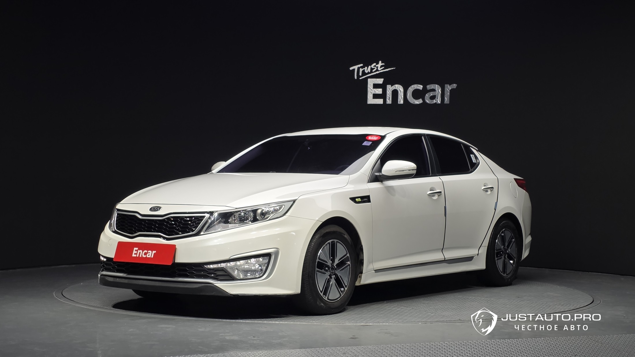 Автомобиль Kia K5