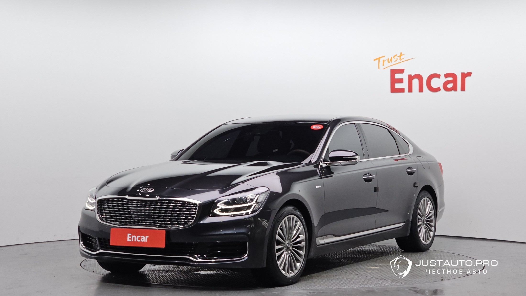 Автомобиль Kia K9