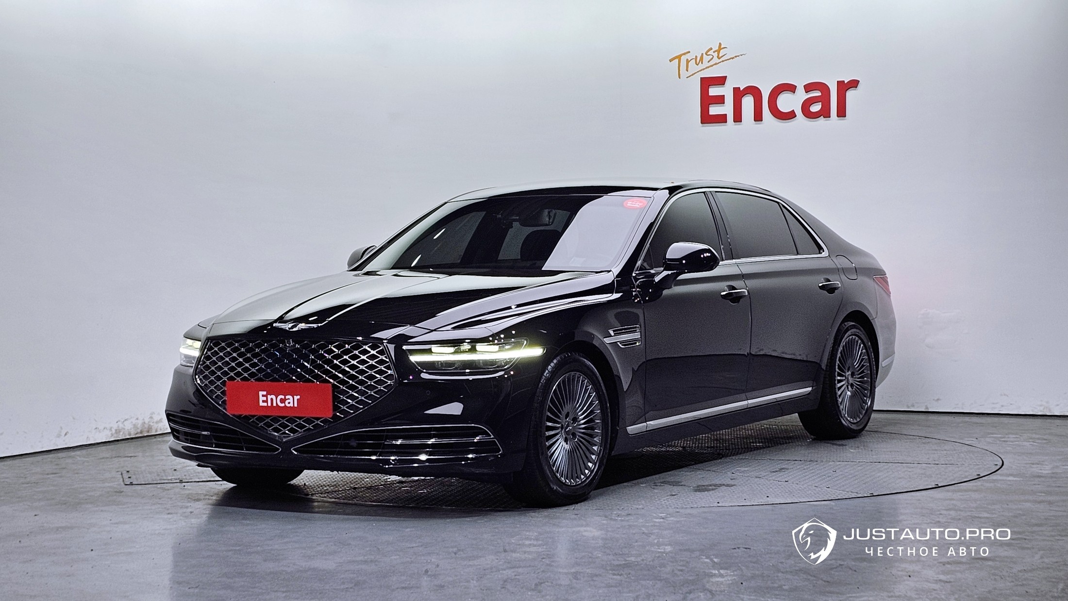 Автомобиль Genesis G90