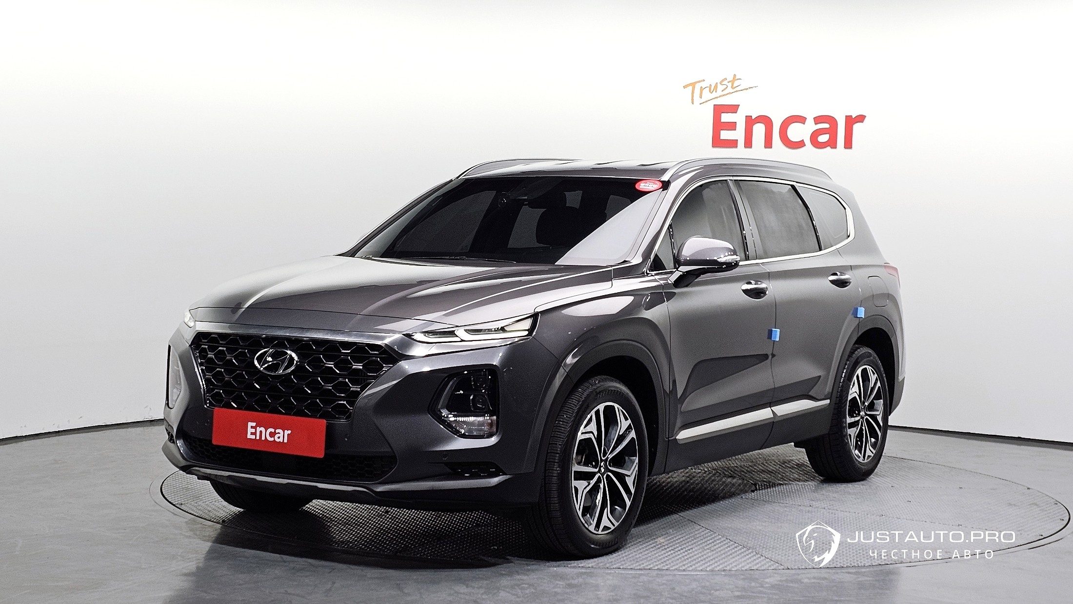 Автомобиль Hyundai Santafe