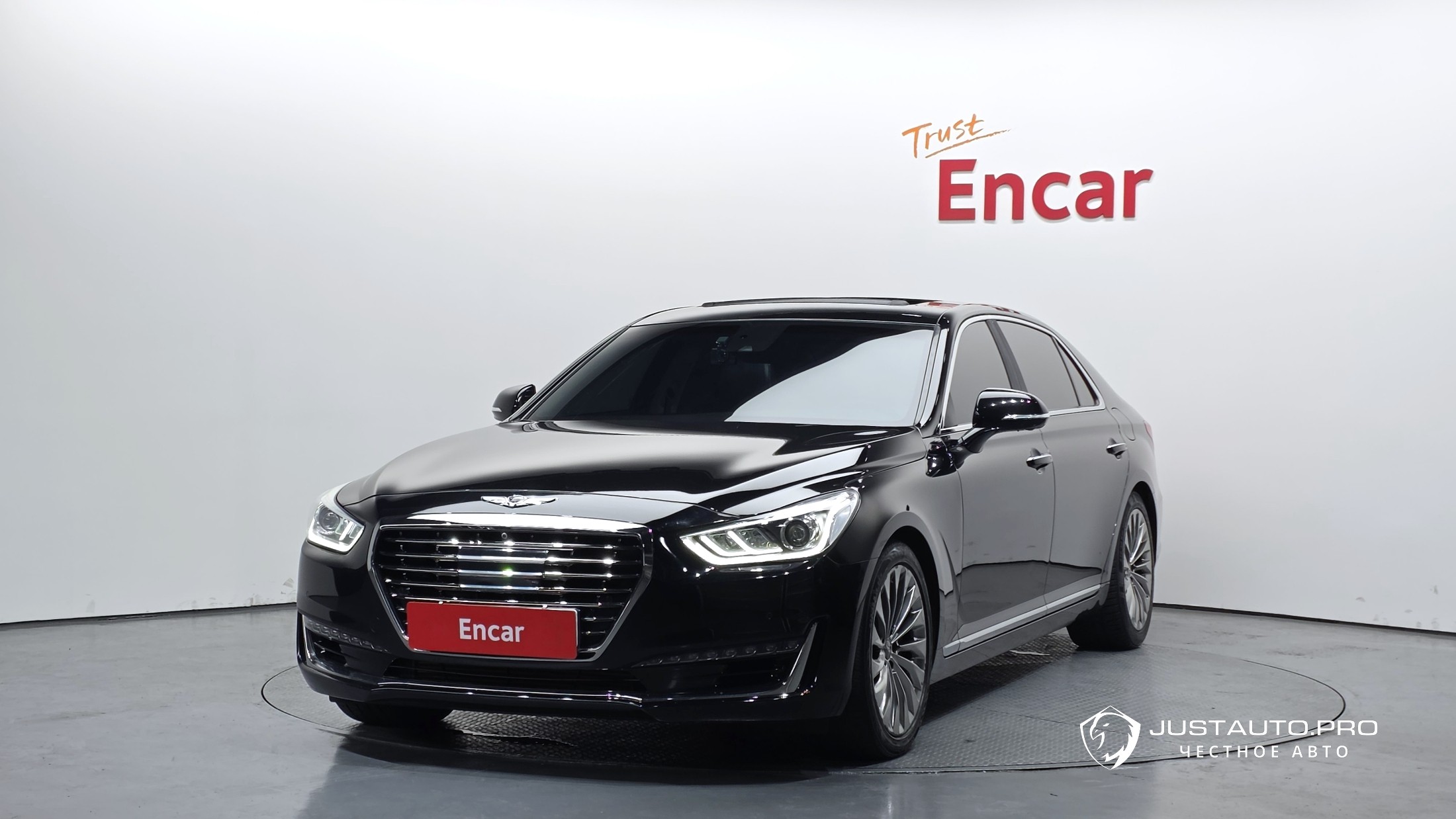 Автомобиль Genesis EQ900