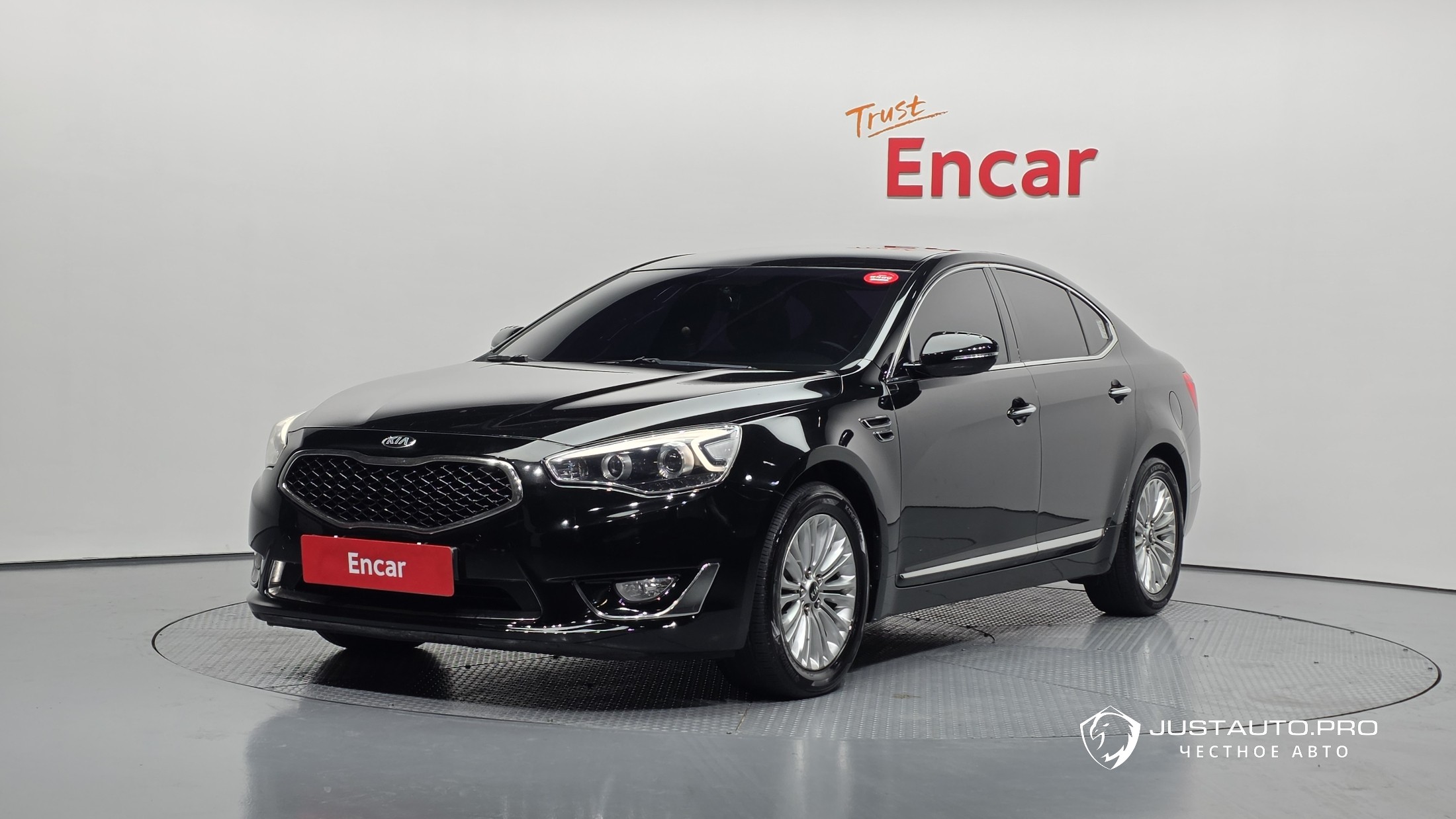 Автомобиль Kia K7