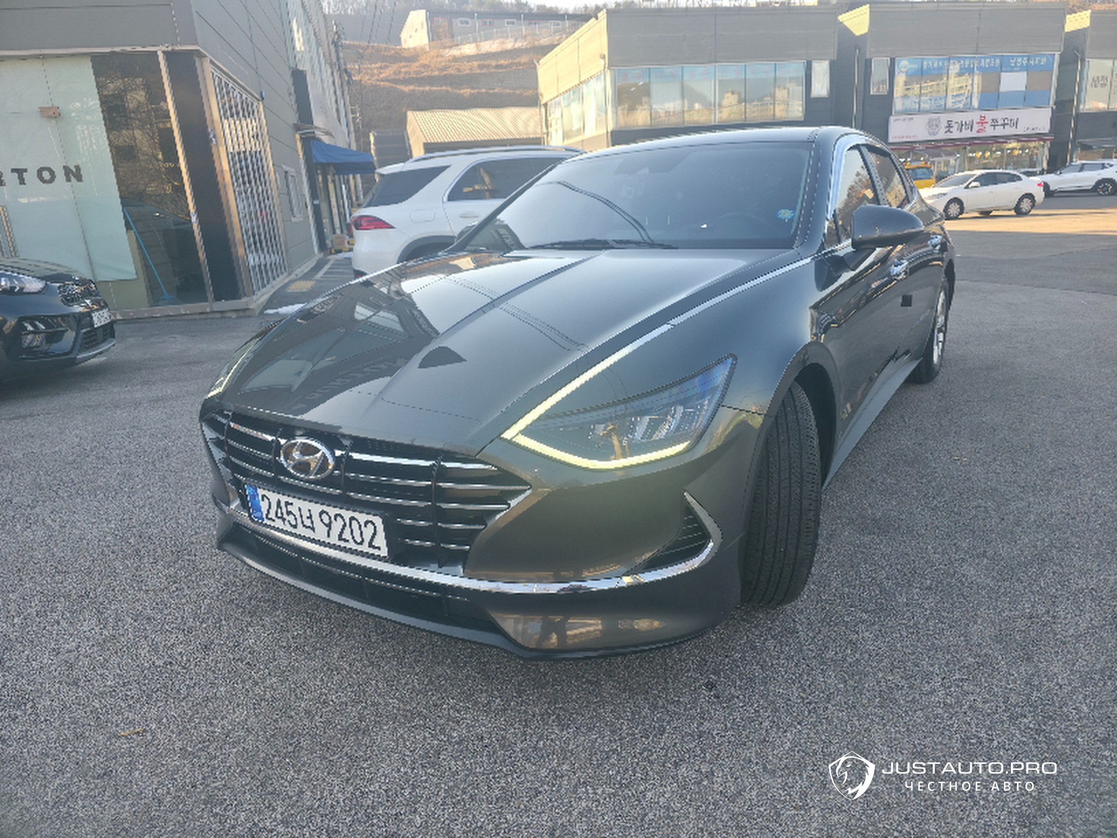 Автомобиль Hyundai Sonata