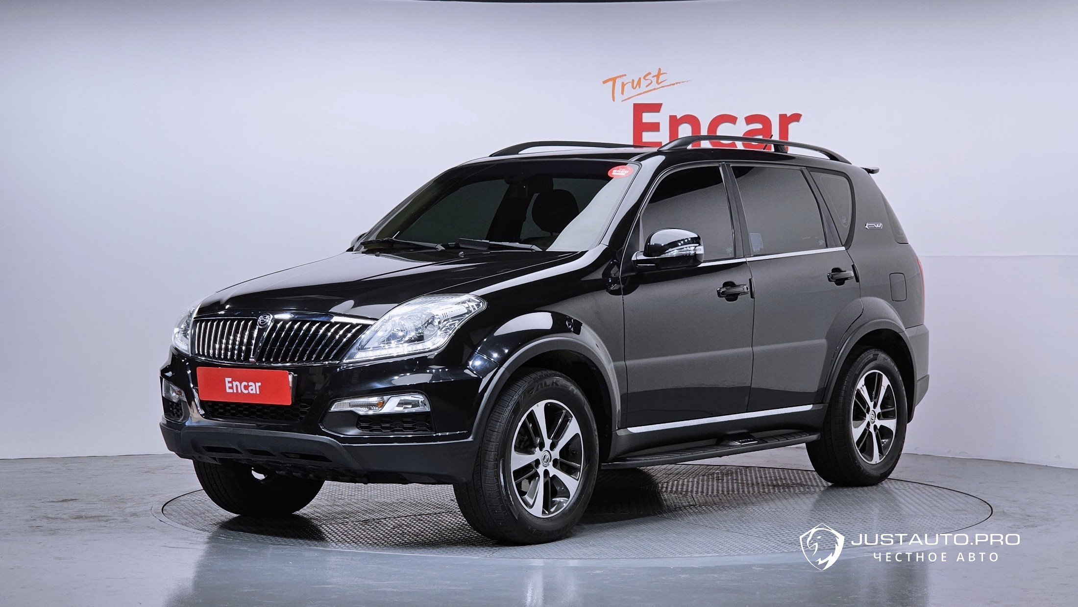 Автомобиль KG_Mobility_Ssangyong Rexton