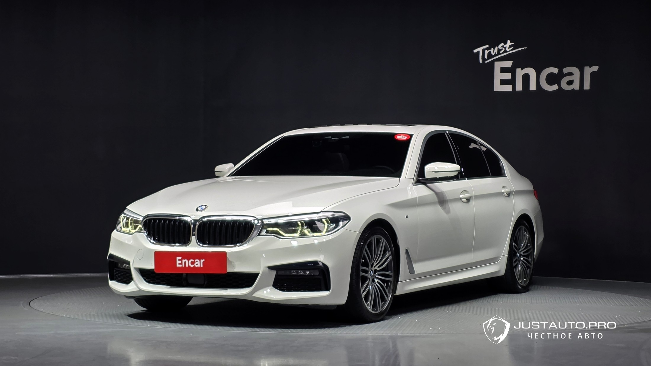 Автомобиль BMW 5-Series