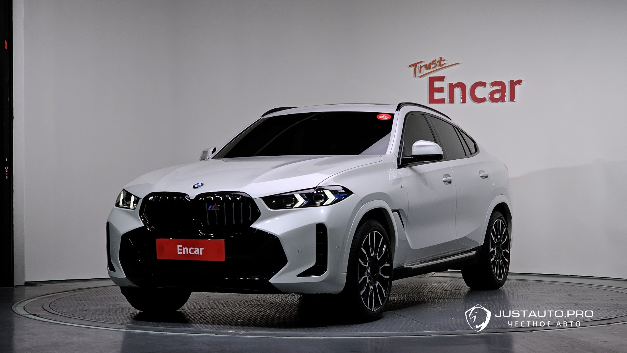 Автомобиль BMW X6