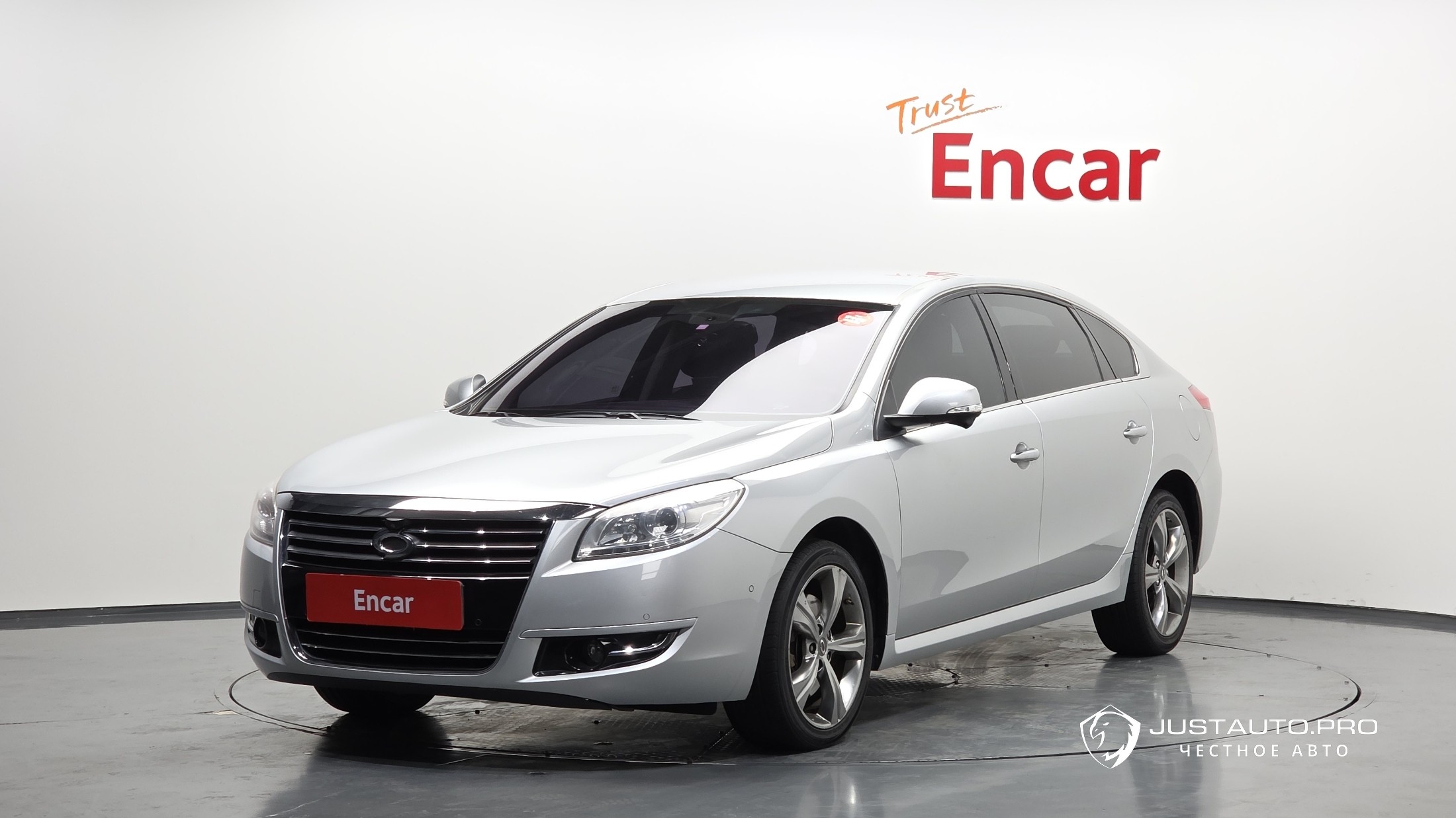 Автомобиль Renault-KoreaSamsung SM7