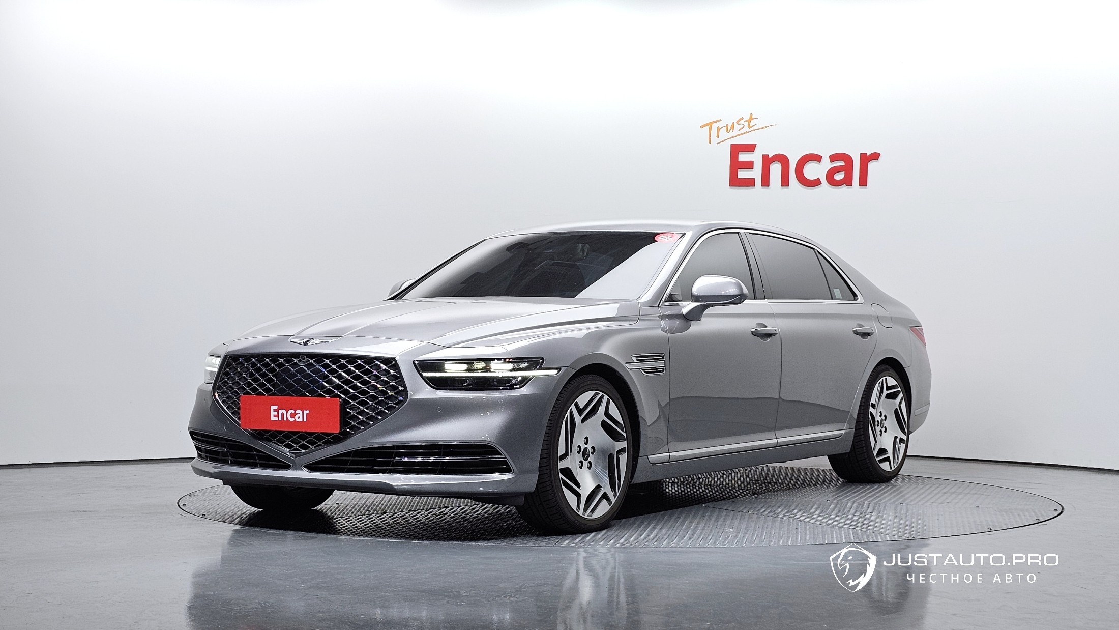 Автомобиль Genesis G90