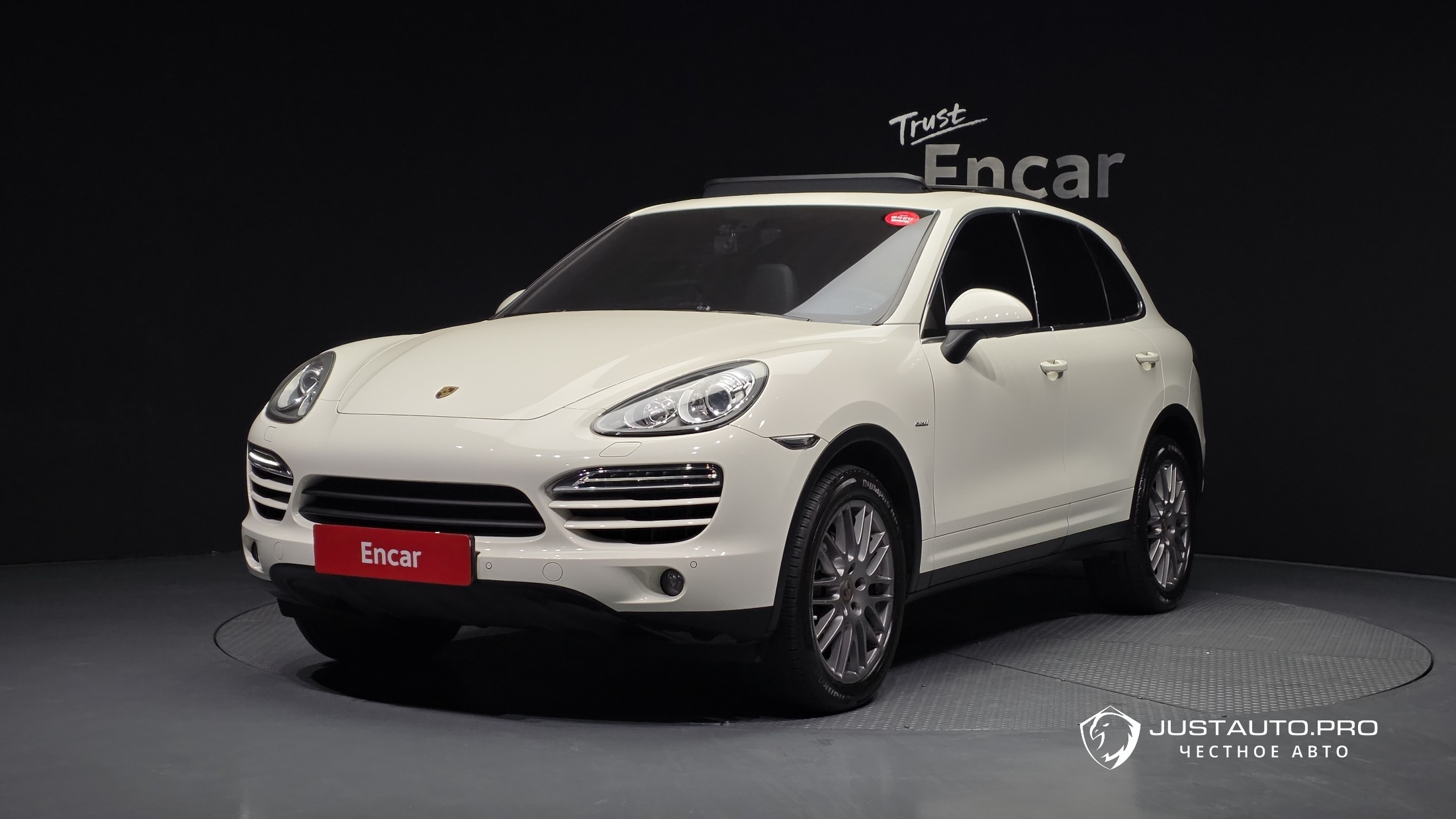 Автомобиль Porsche Cayenne