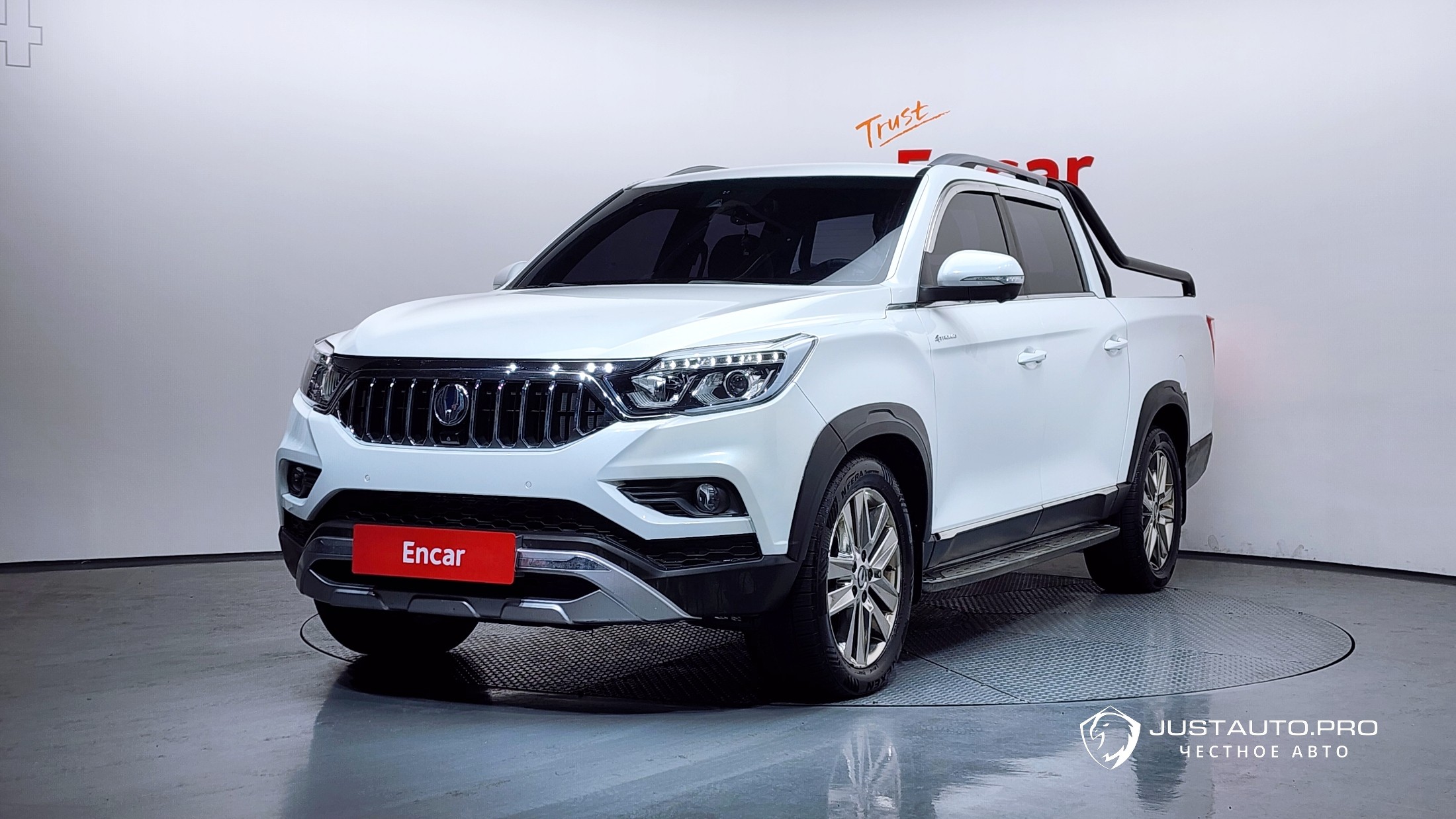 Автомобиль KG_Mobility_Ssangyong Rexton