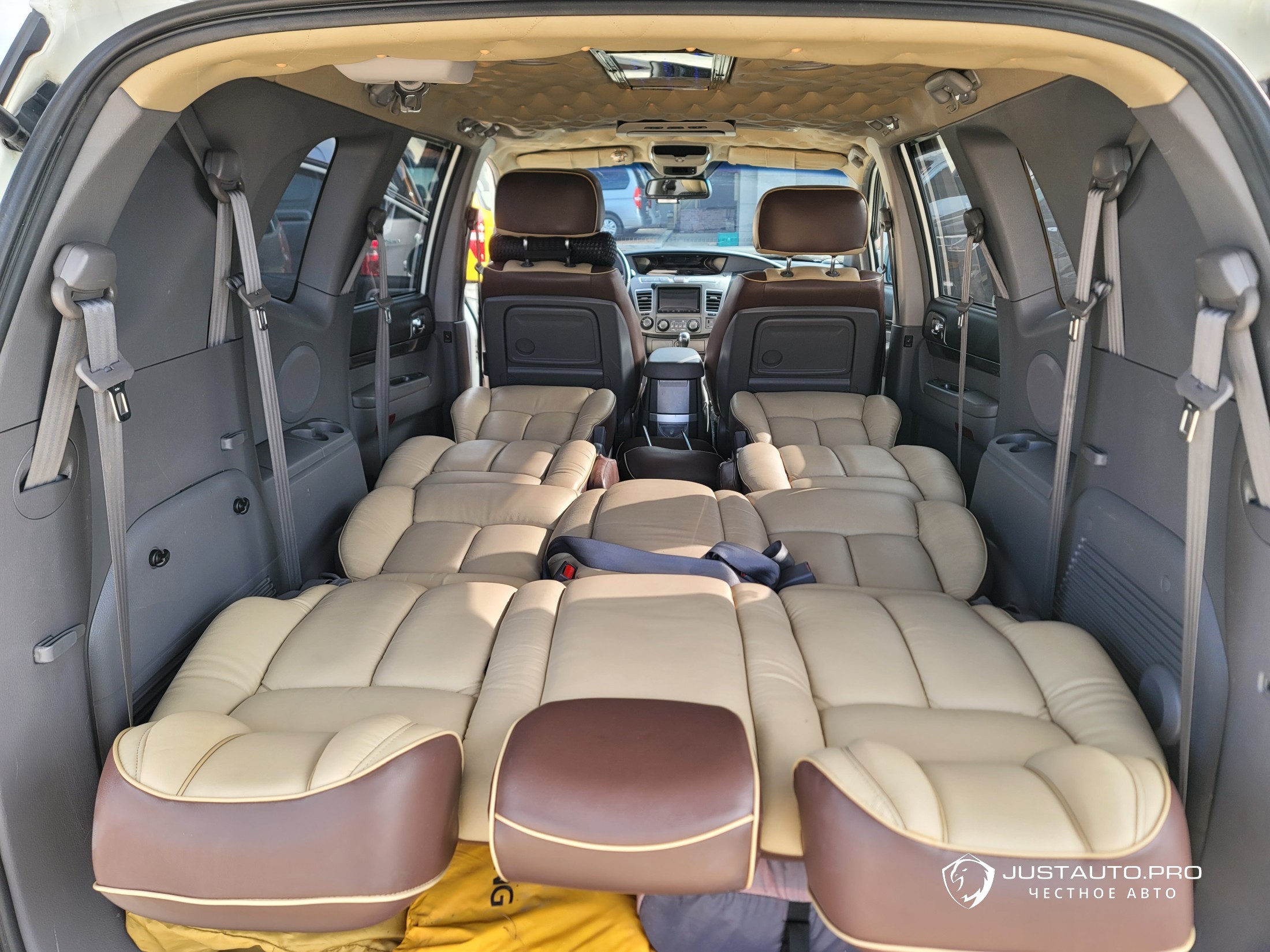 Автомобиль KG_Mobility_Ssangyong KORANDO