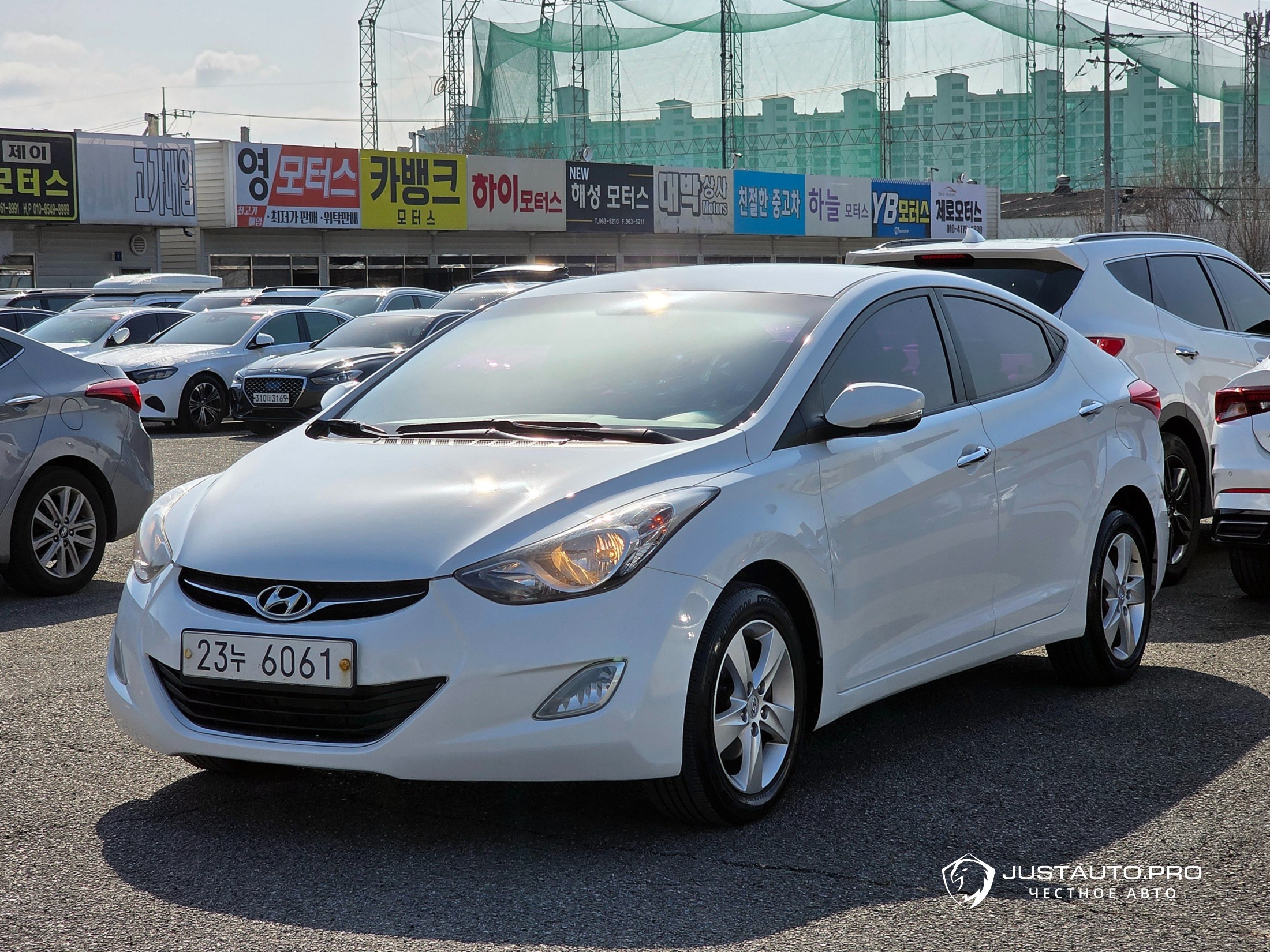 Автомобиль Hyundai AVANTE